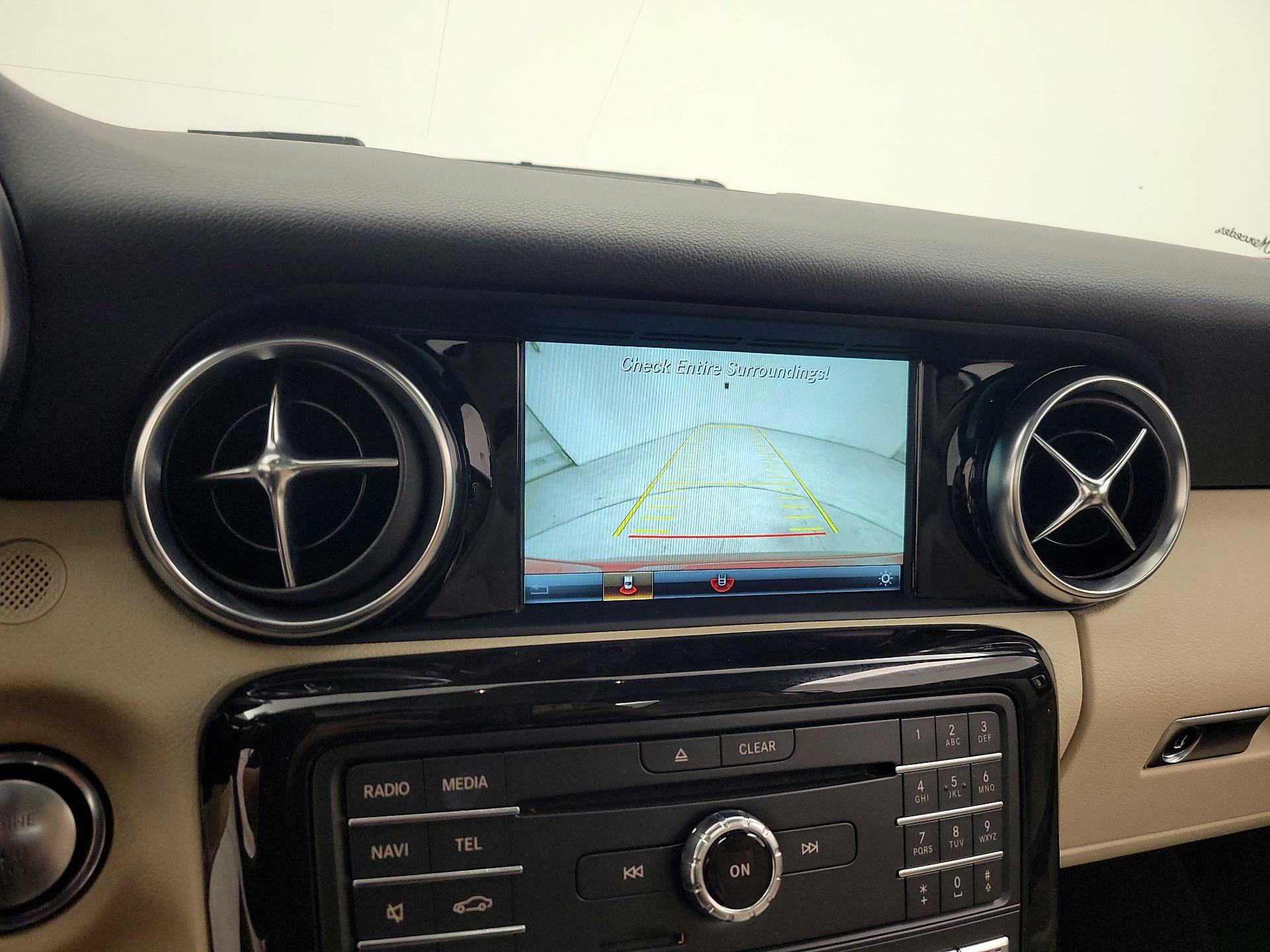 Thumbnail: 2017 Mercedes-Benz SLC - 14