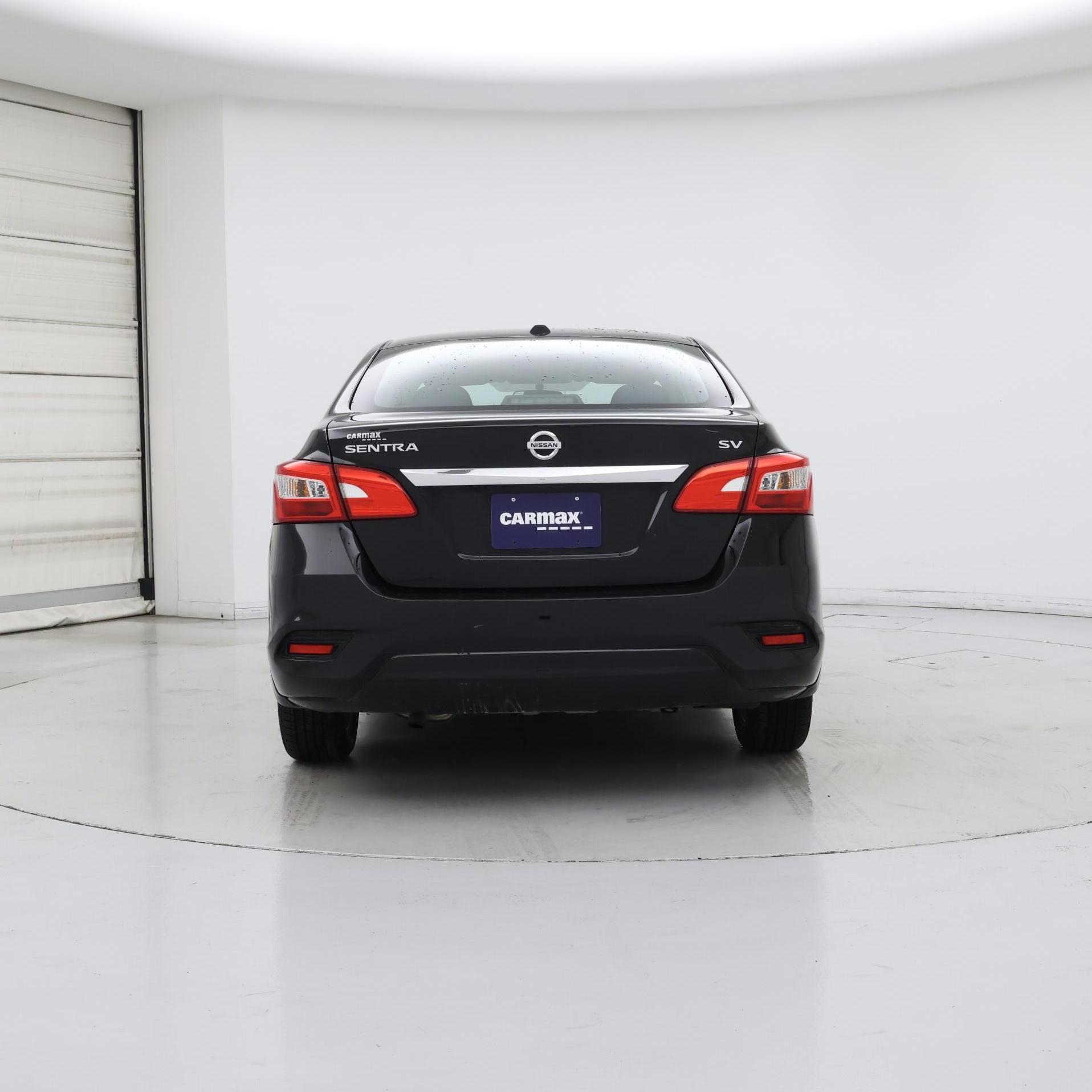 Thumbnail: 2018 Nissan Sentra - 6