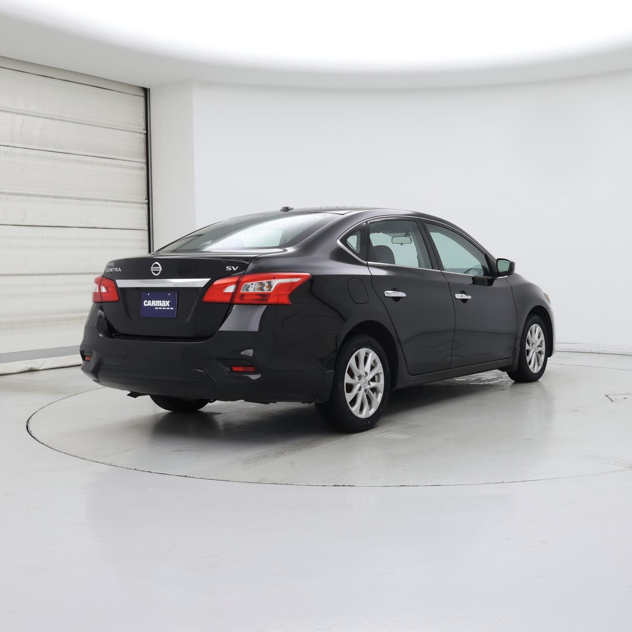 Thumbnail: 2018 Nissan Sentra - 8