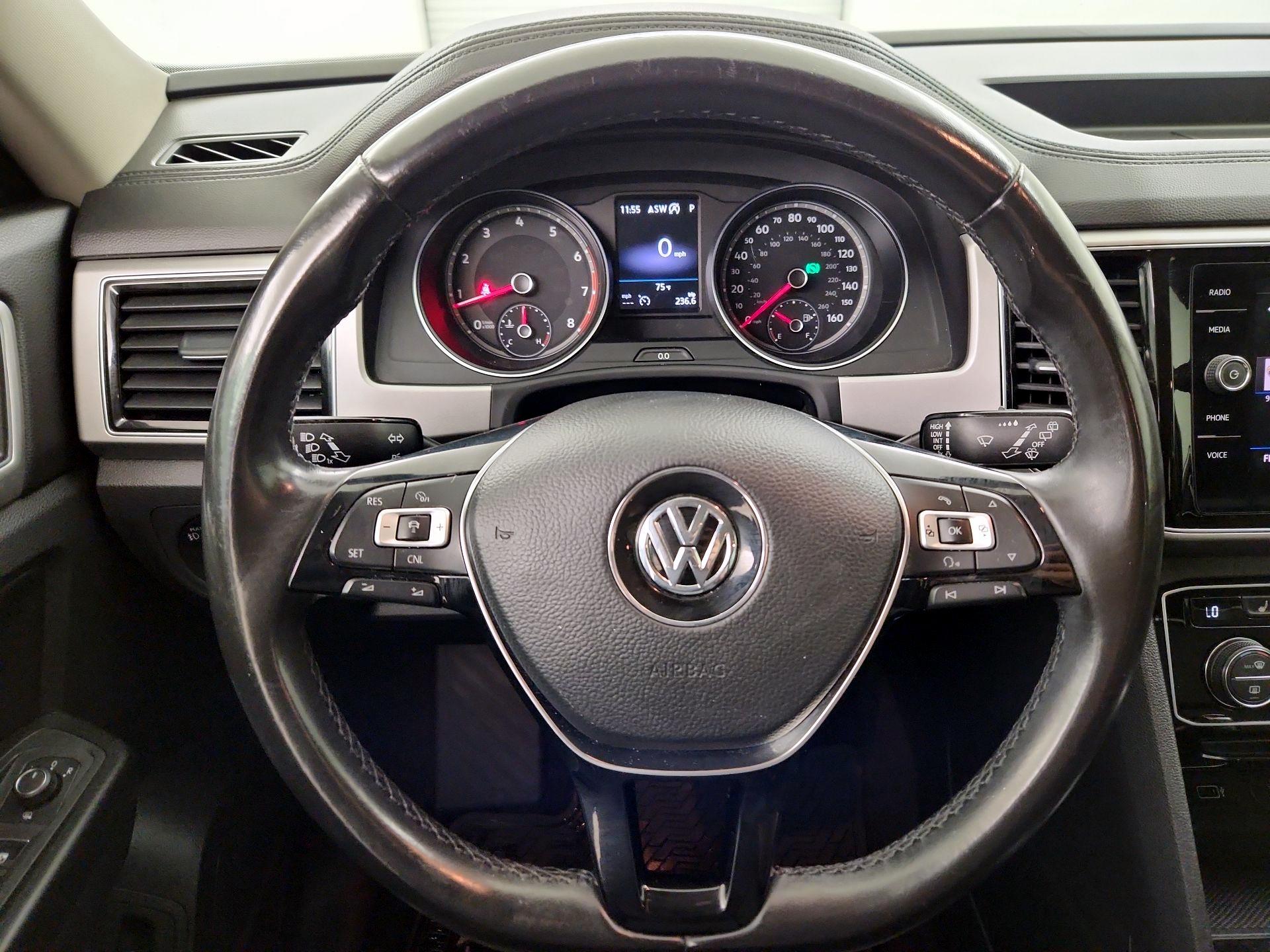 Thumbnail: 2018 Volkswagen Atlas - 10