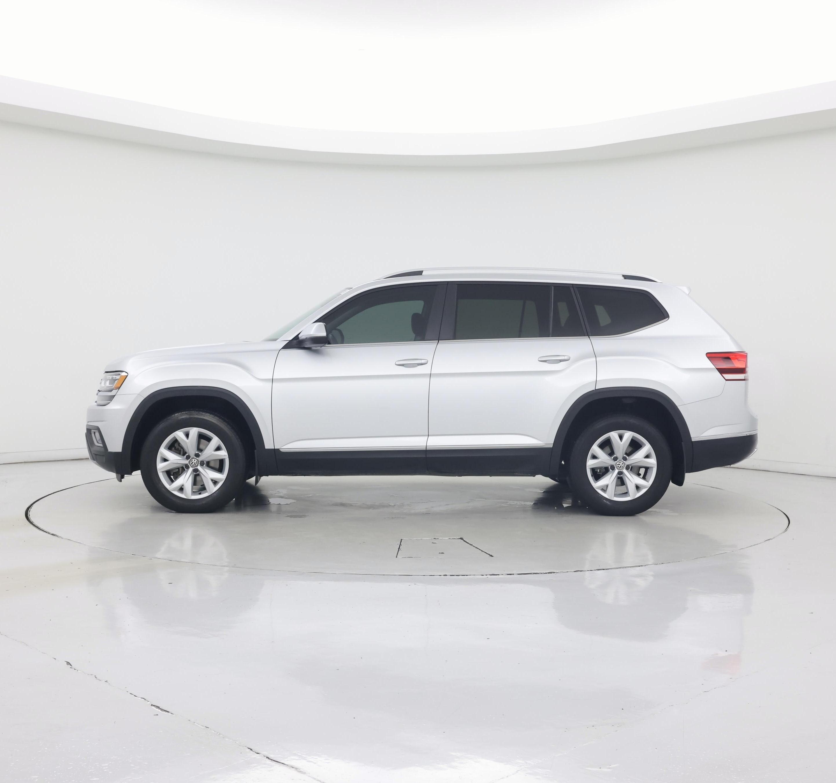 Thumbnail: 2018 Volkswagen Atlas - 3