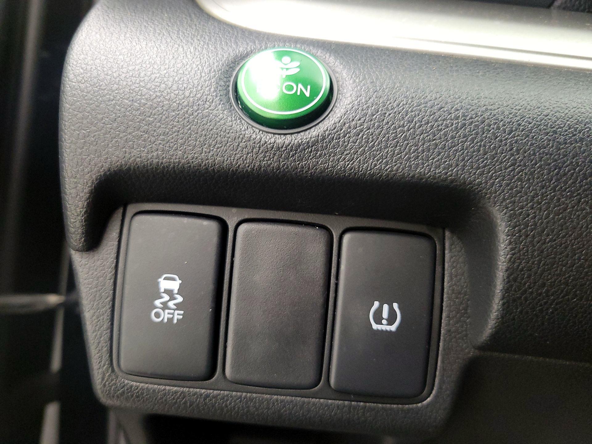 Thumbnail: 2016 Honda CR-V - 13