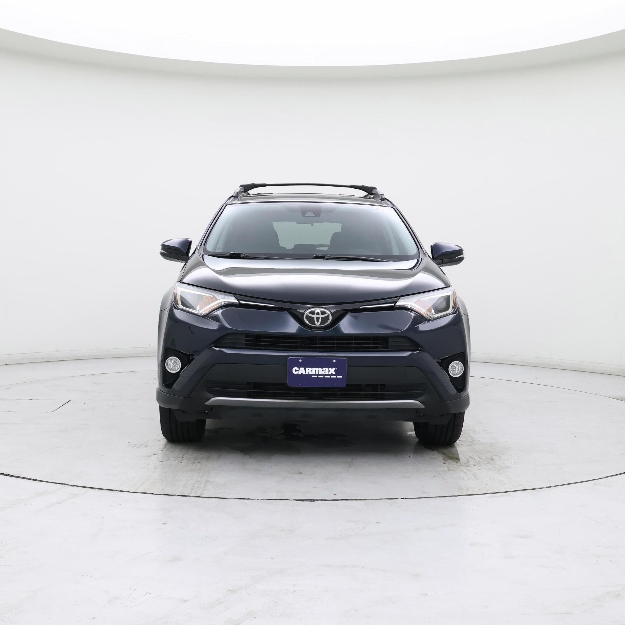 Thumbnail: 2017 Toyota RAV4 - 5