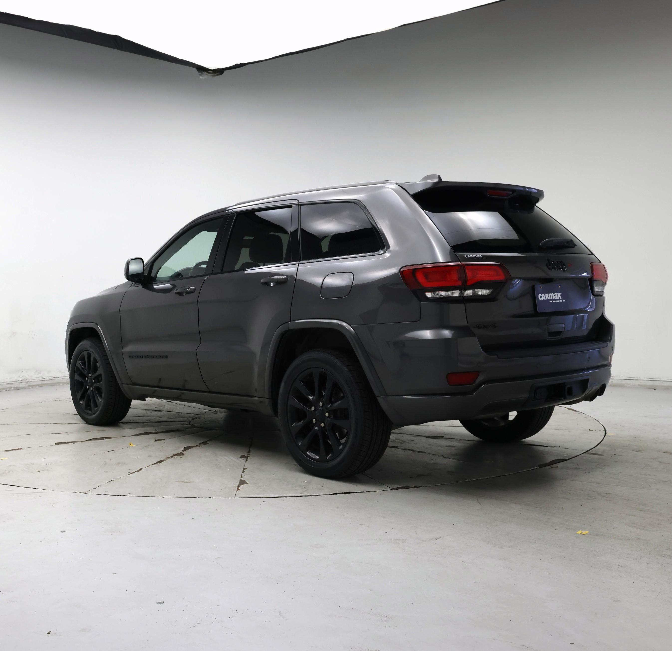 Thumbnail: 2019 Jeep Grand Cherokee - 2