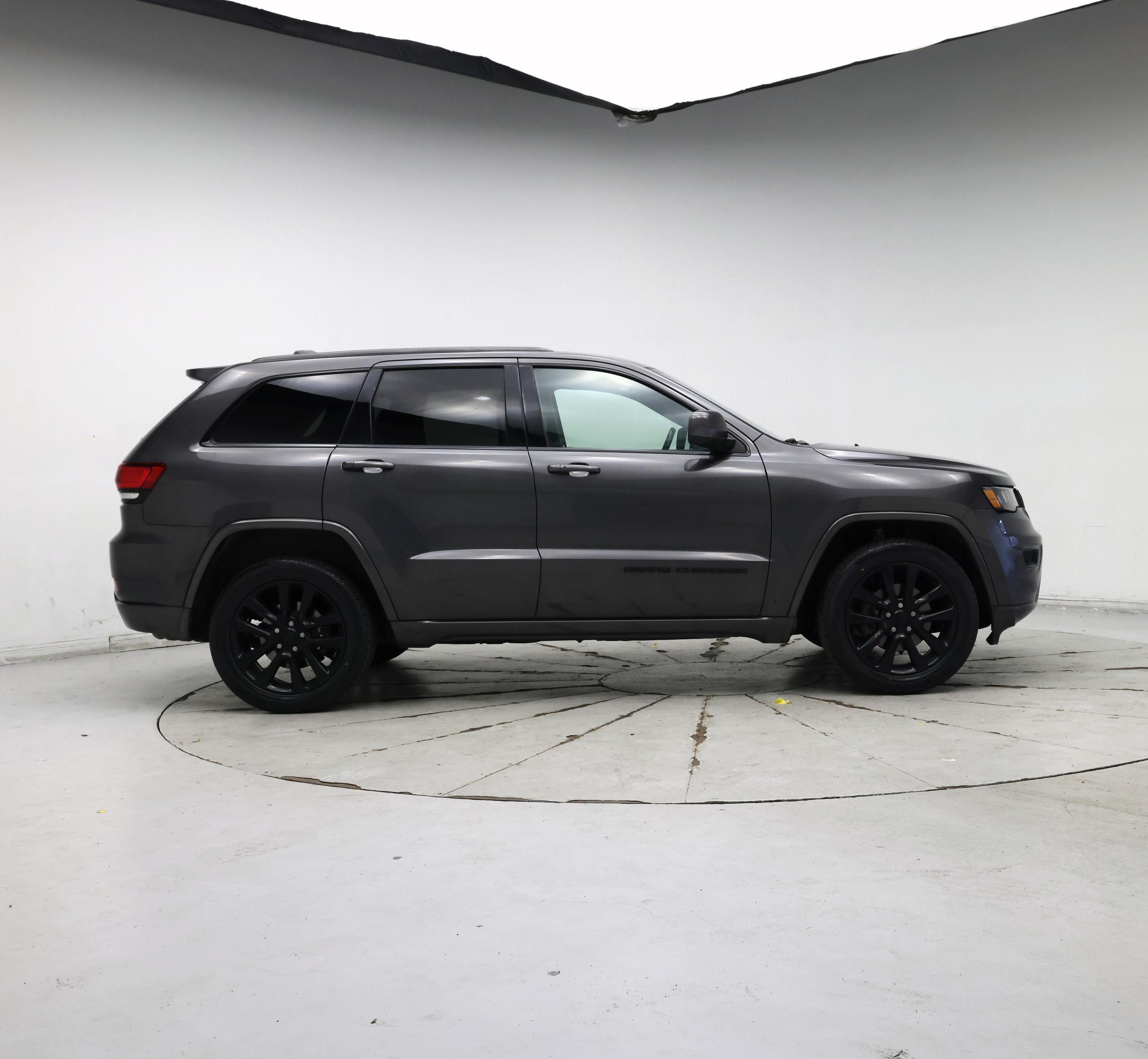 Thumbnail: 2019 Jeep Grand Cherokee - 7