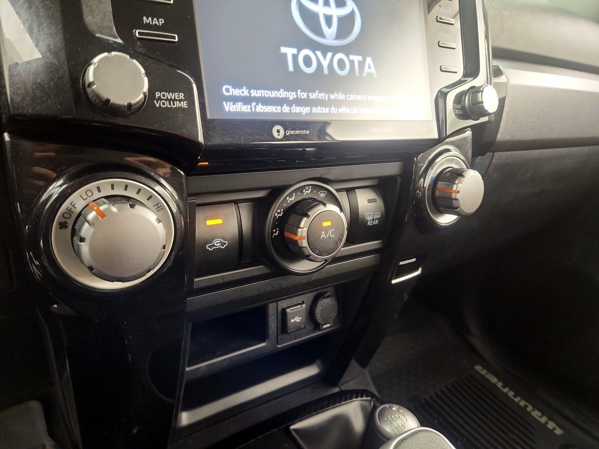 Thumbnail: 2020 Toyota 4Runner - 17