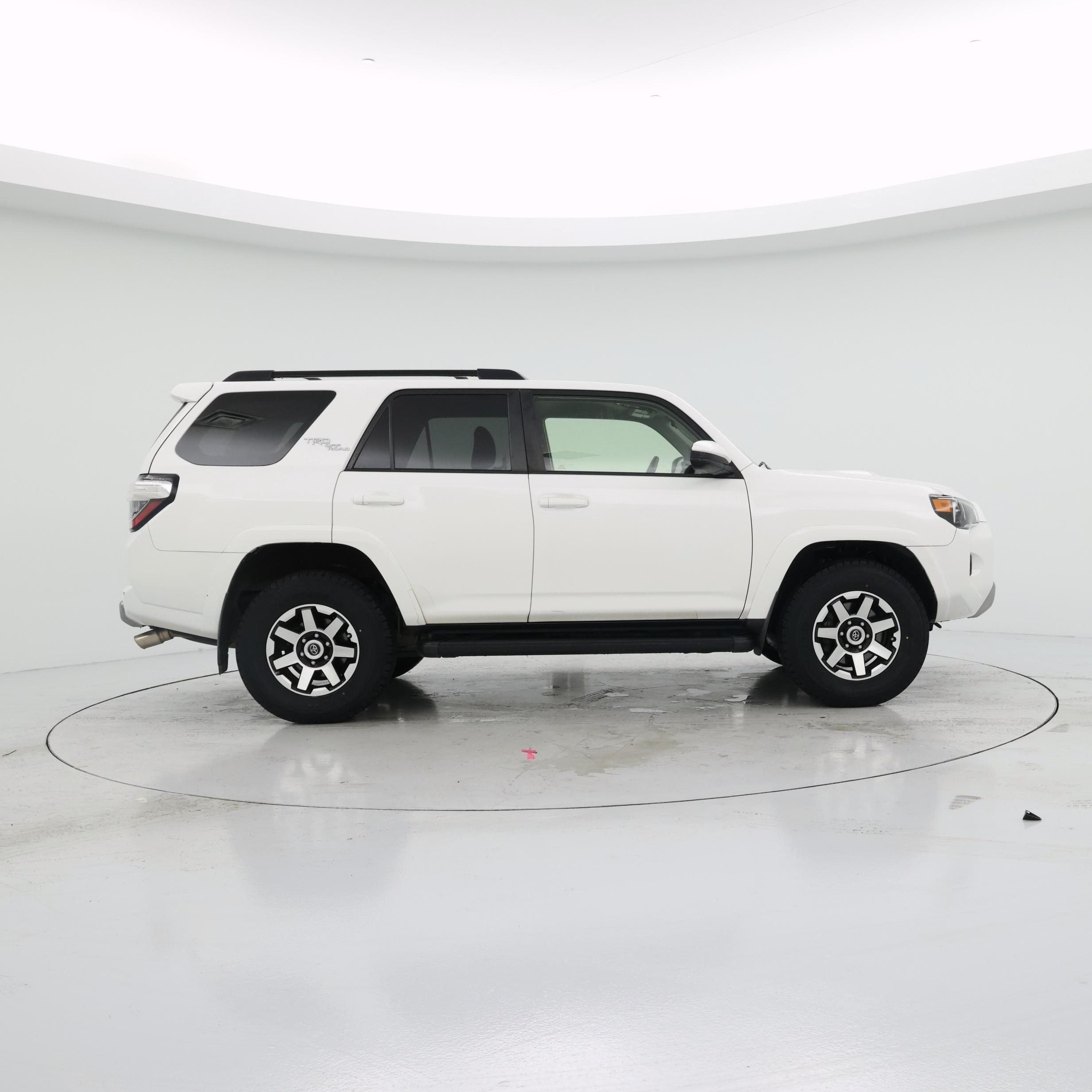 Thumbnail: 2020 Toyota 4Runner - 7