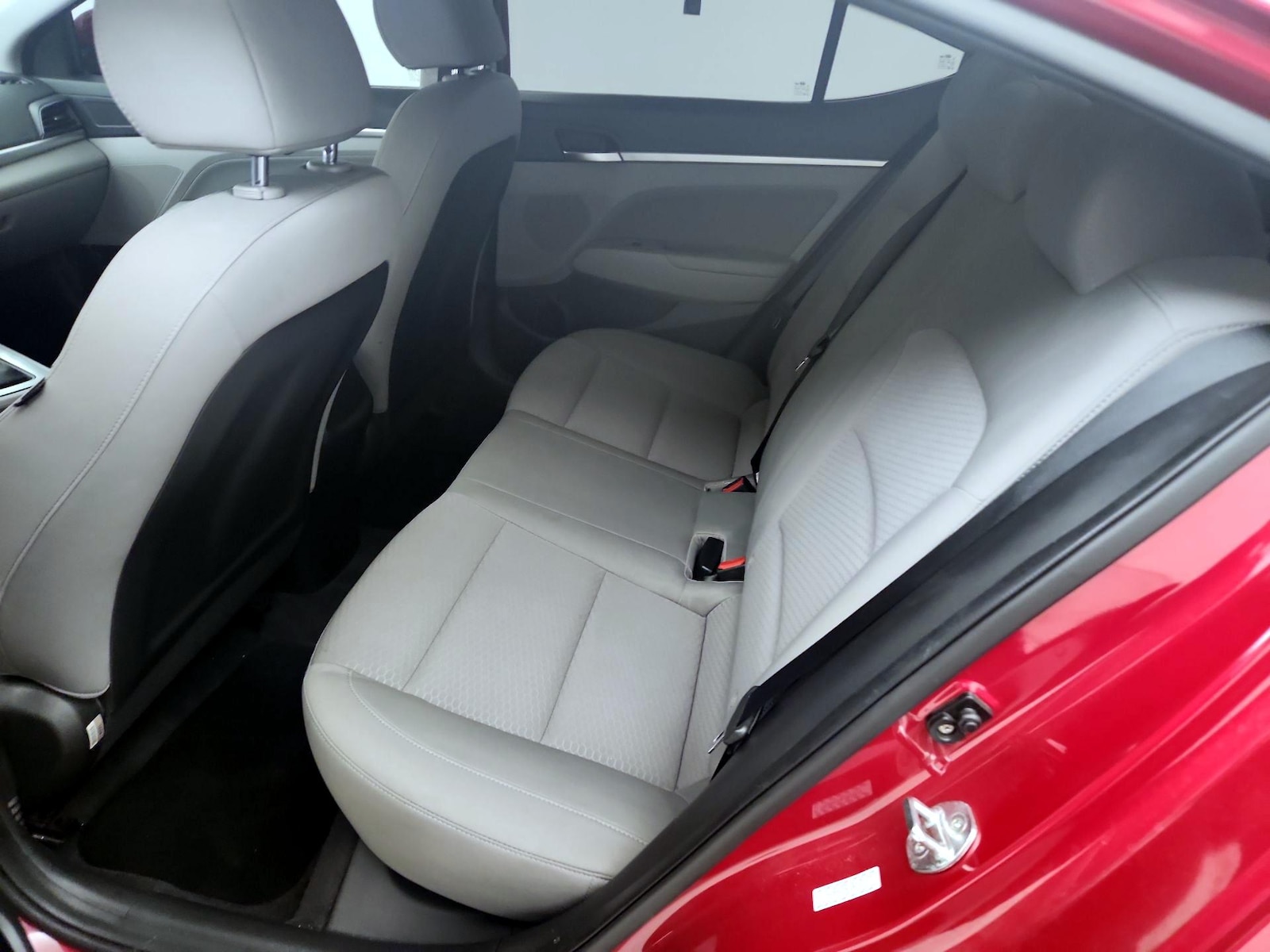 2020 Hyundai Elantra SEL - Photo 20
