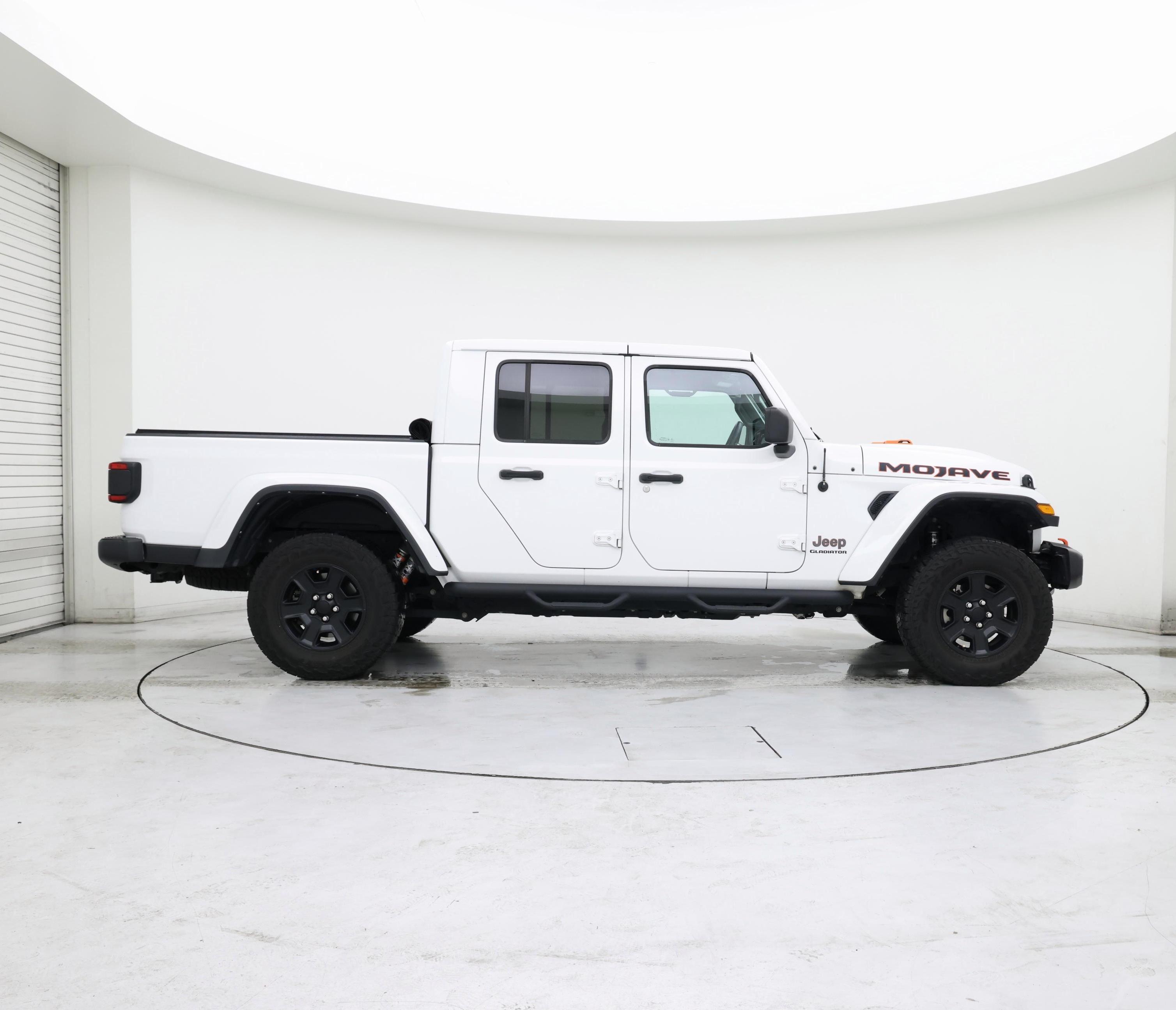 Thumbnail: 2021 Jeep Gladiator - 7