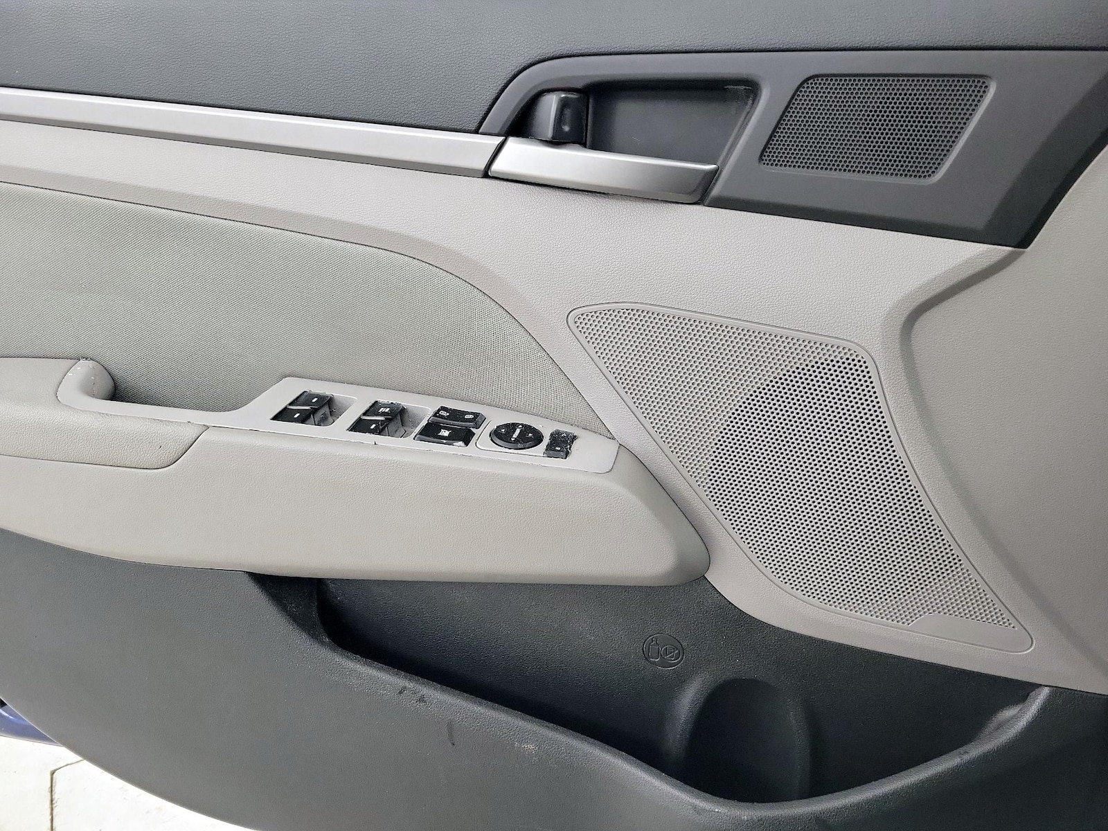 2018 Hyundai Elantra SEL - Photo 13