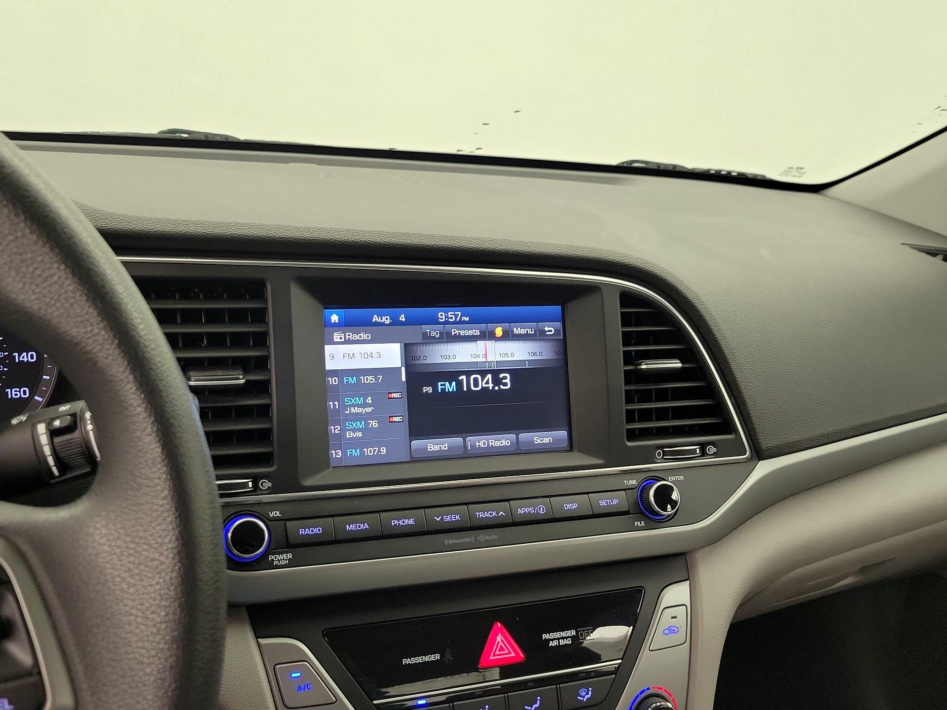 Thumbnail: 2018 Hyundai Elantra - 15