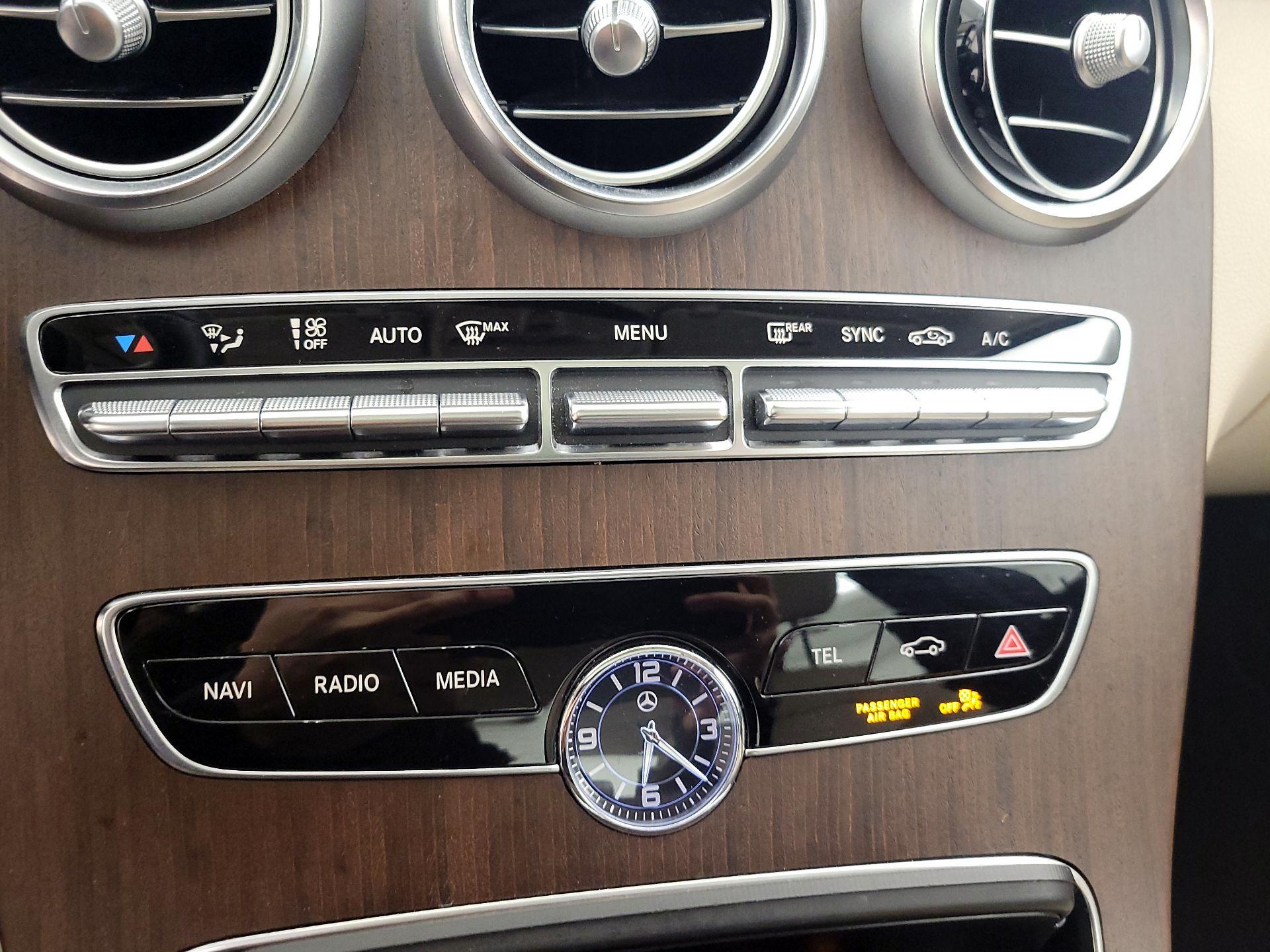 Thumbnail: 2021 Mercedes-Benz C-Class - 16