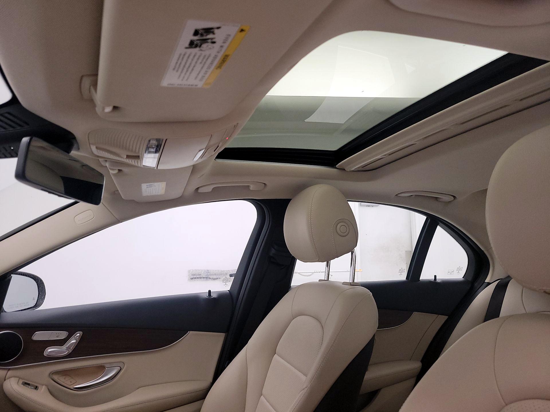 Thumbnail: 2021 Mercedes-Benz C-Class - 18