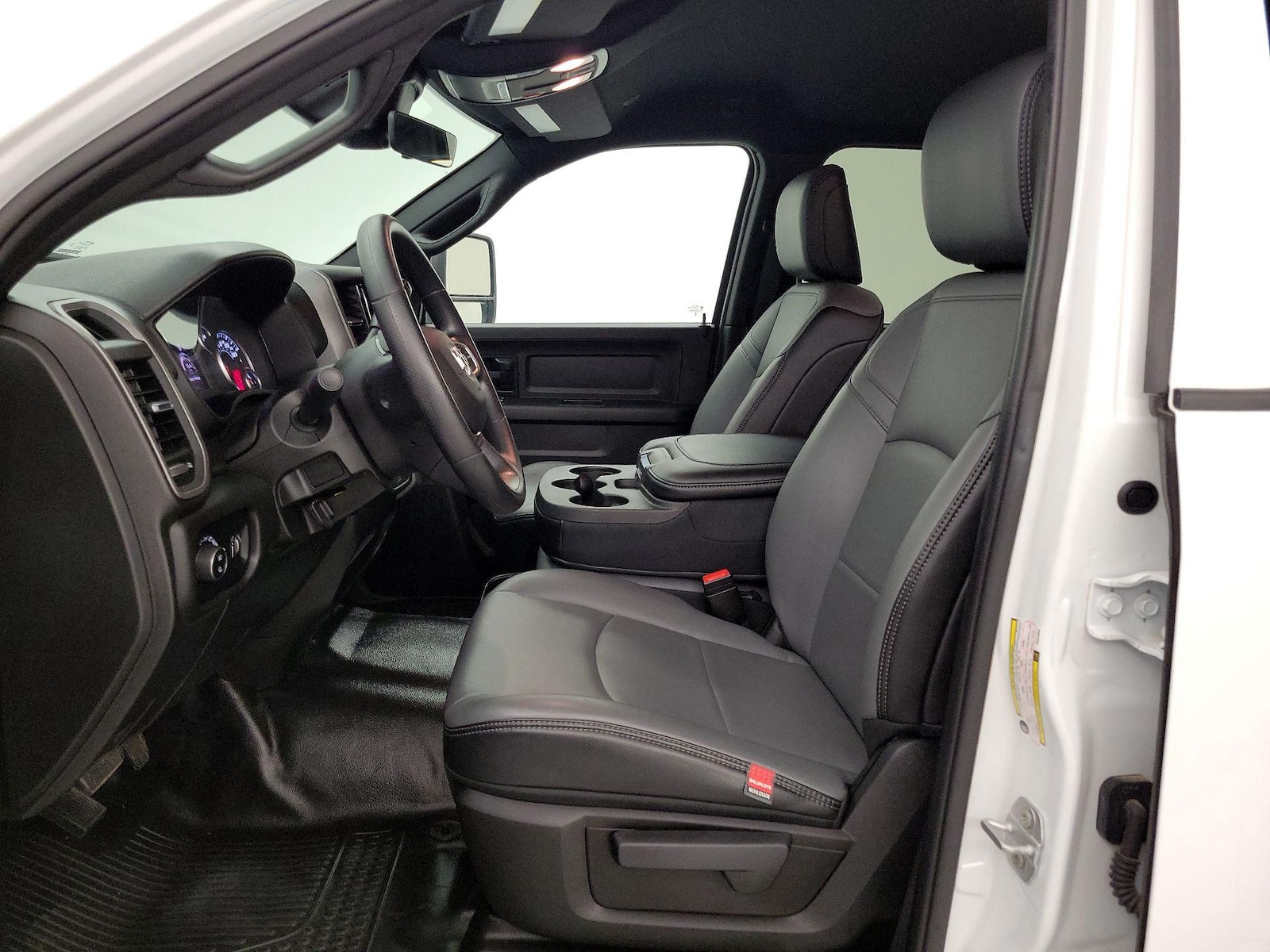 2025 RAM Ram 3500 Pickup Tradesman - Photo 12