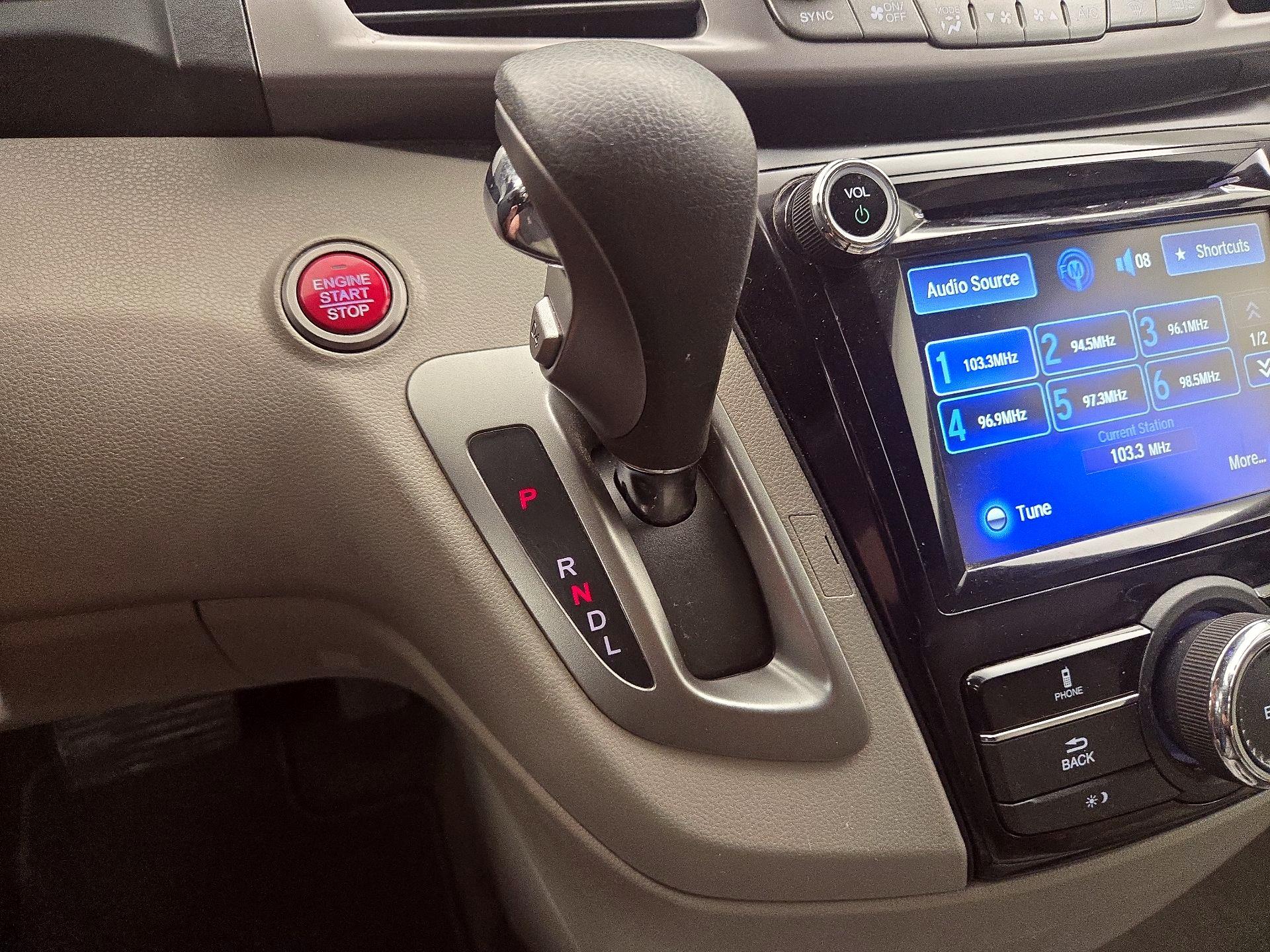 Thumbnail: 2015 Honda Odyssey - 17