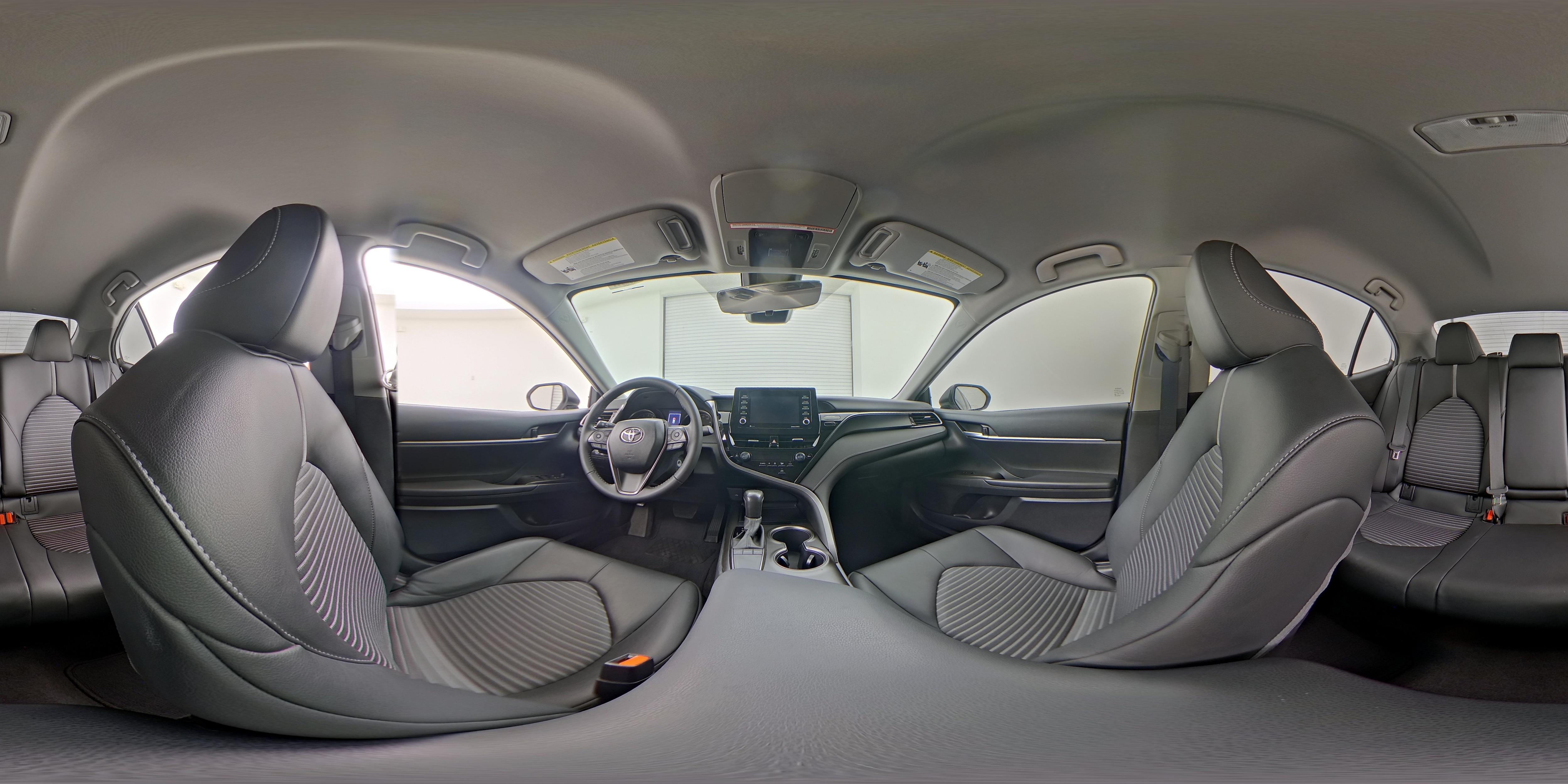 2023 Toyota Camry SE - Photo 24