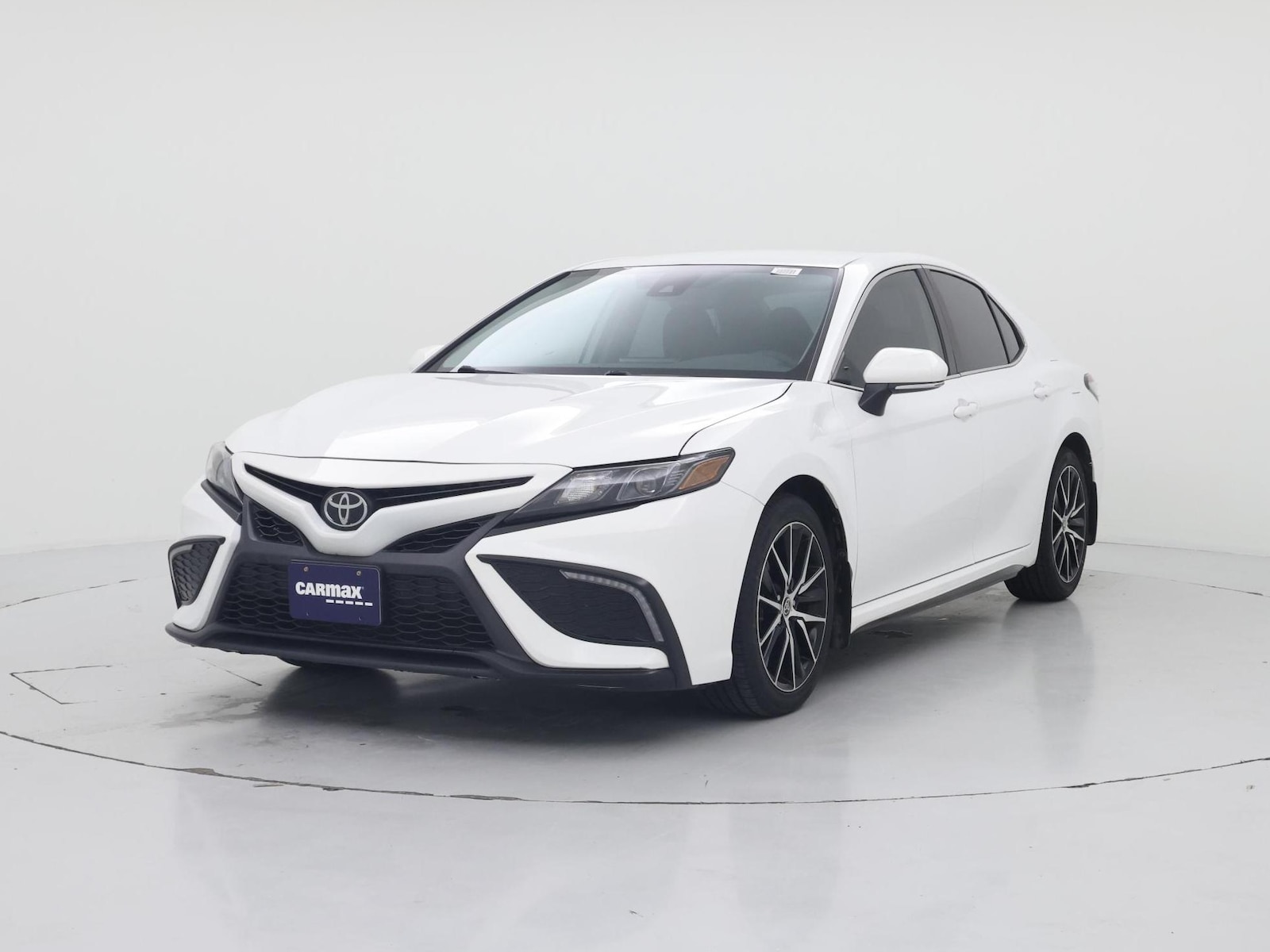 2023 Toyota Camry SE - Photo 5