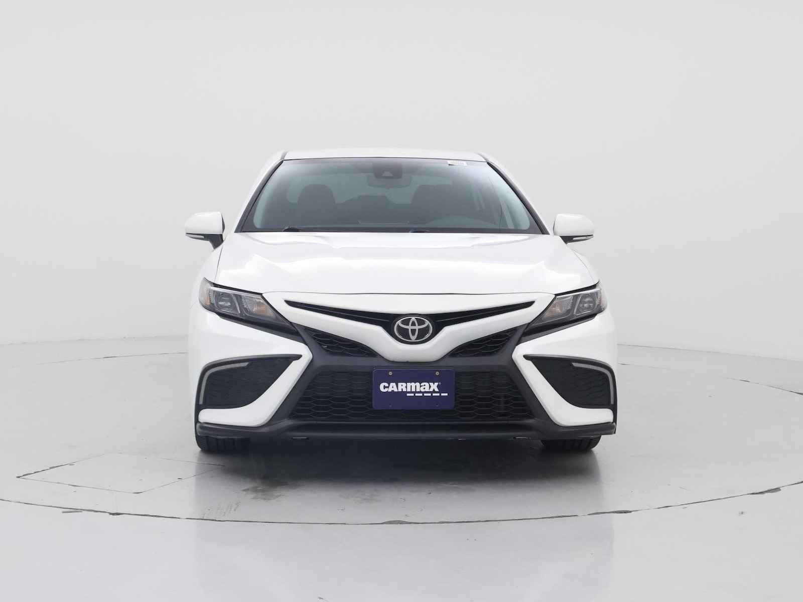 2023 Toyota Camry SE - Photo 6