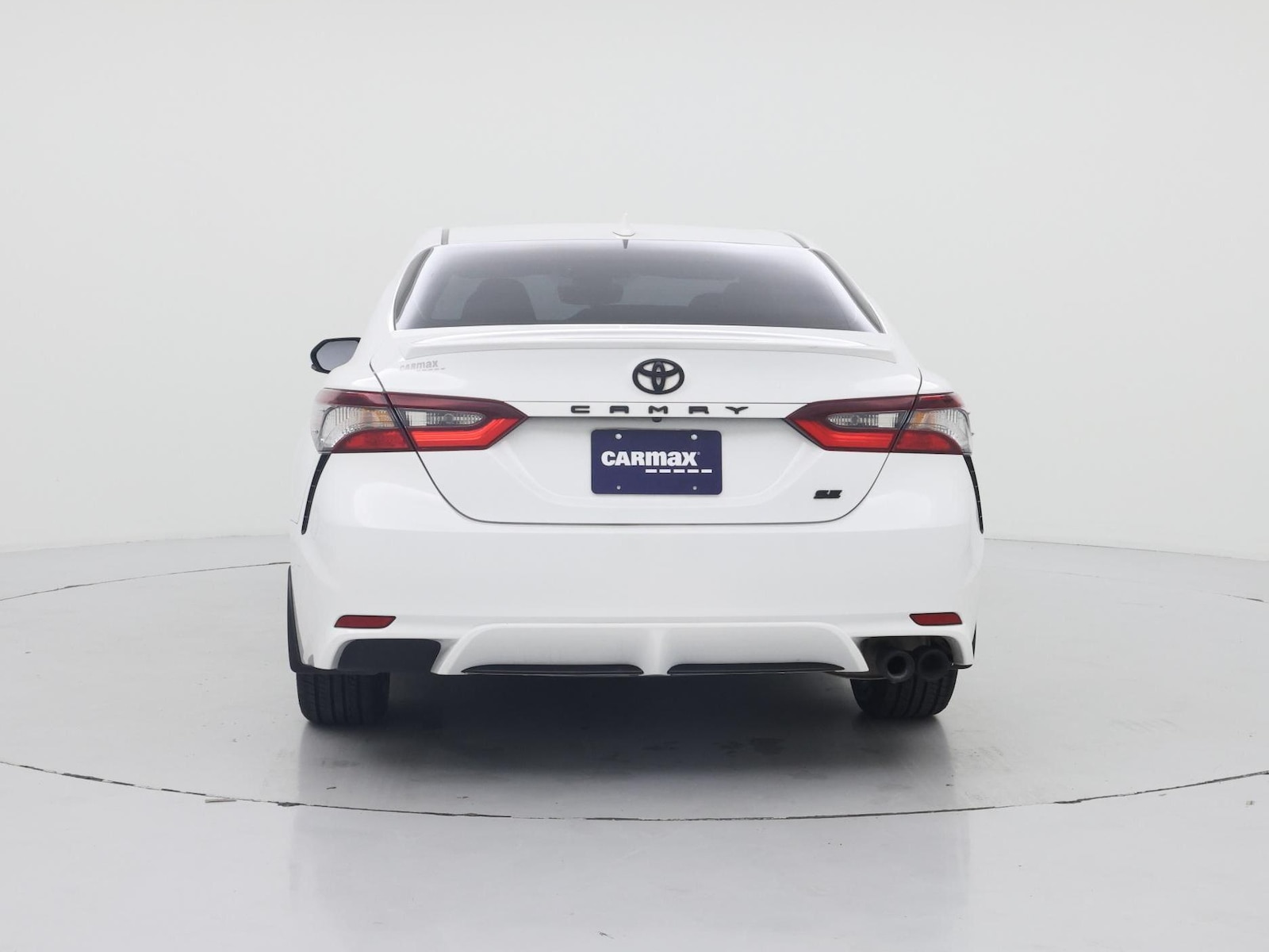 2023 Toyota Camry SE - Photo 7