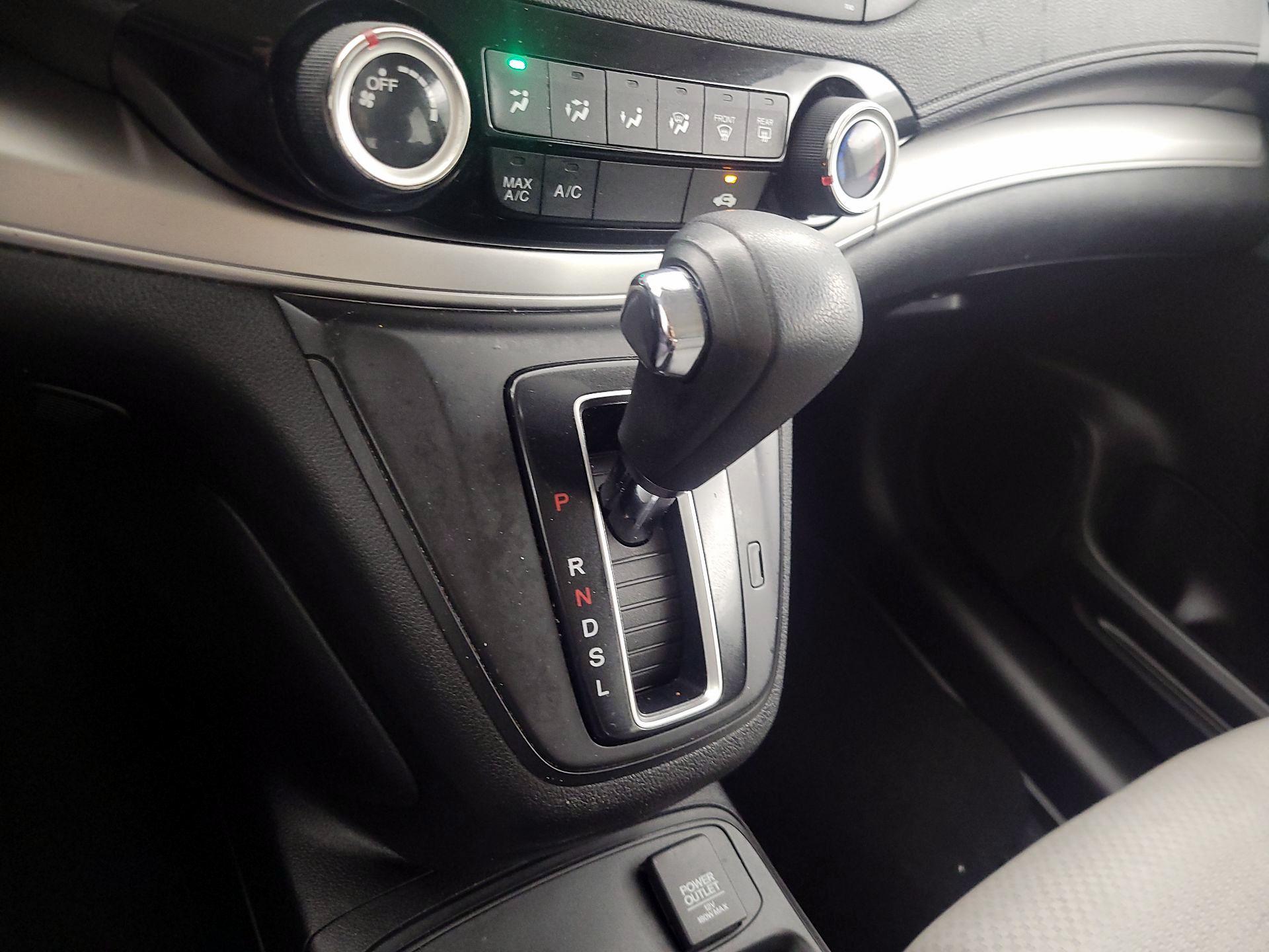 Thumbnail: 2016 Honda CR-V - 17