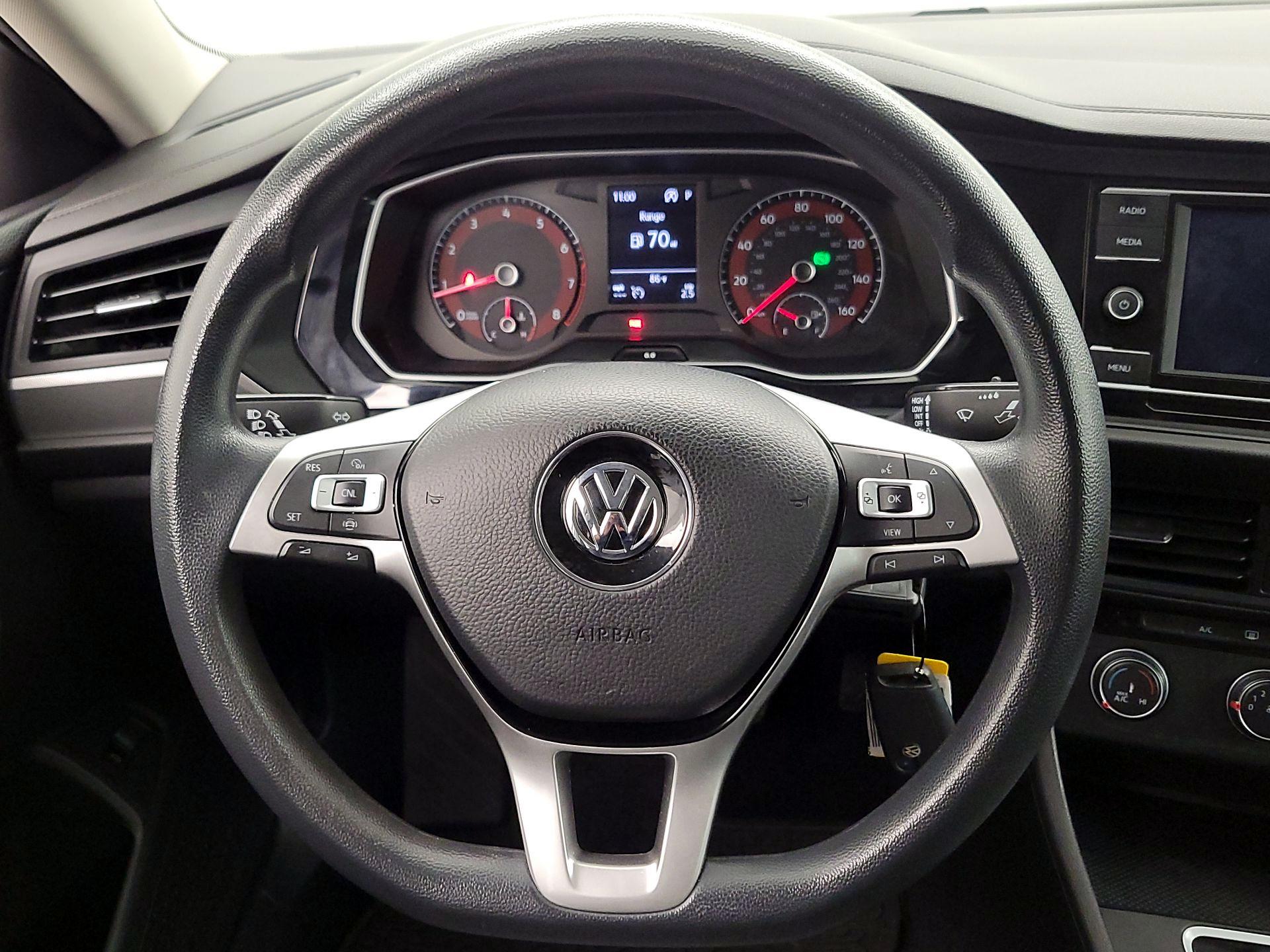 Thumbnail: 2020 Volkswagen Jetta - 10
