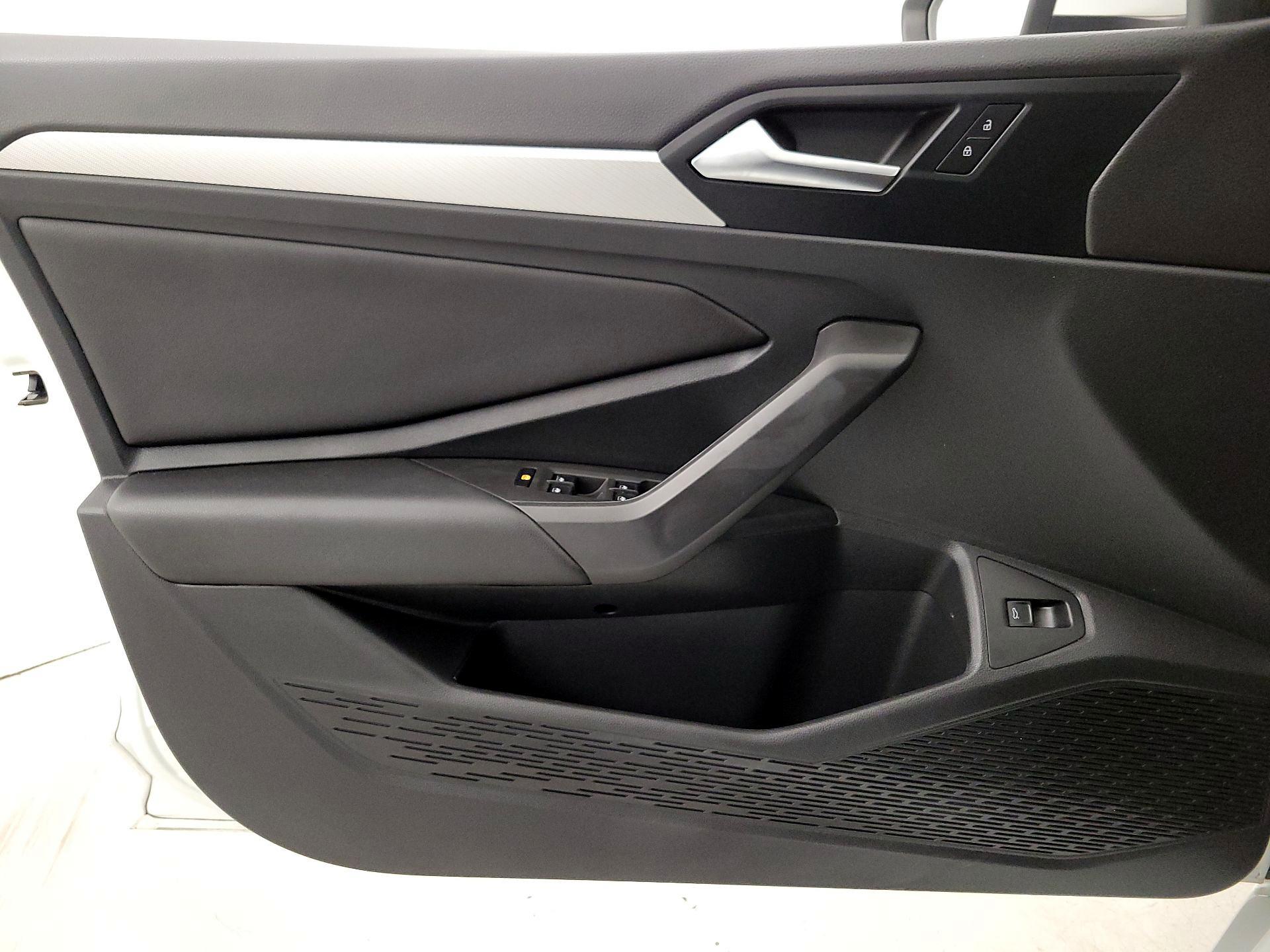 Thumbnail: 2020 Volkswagen Jetta - 12