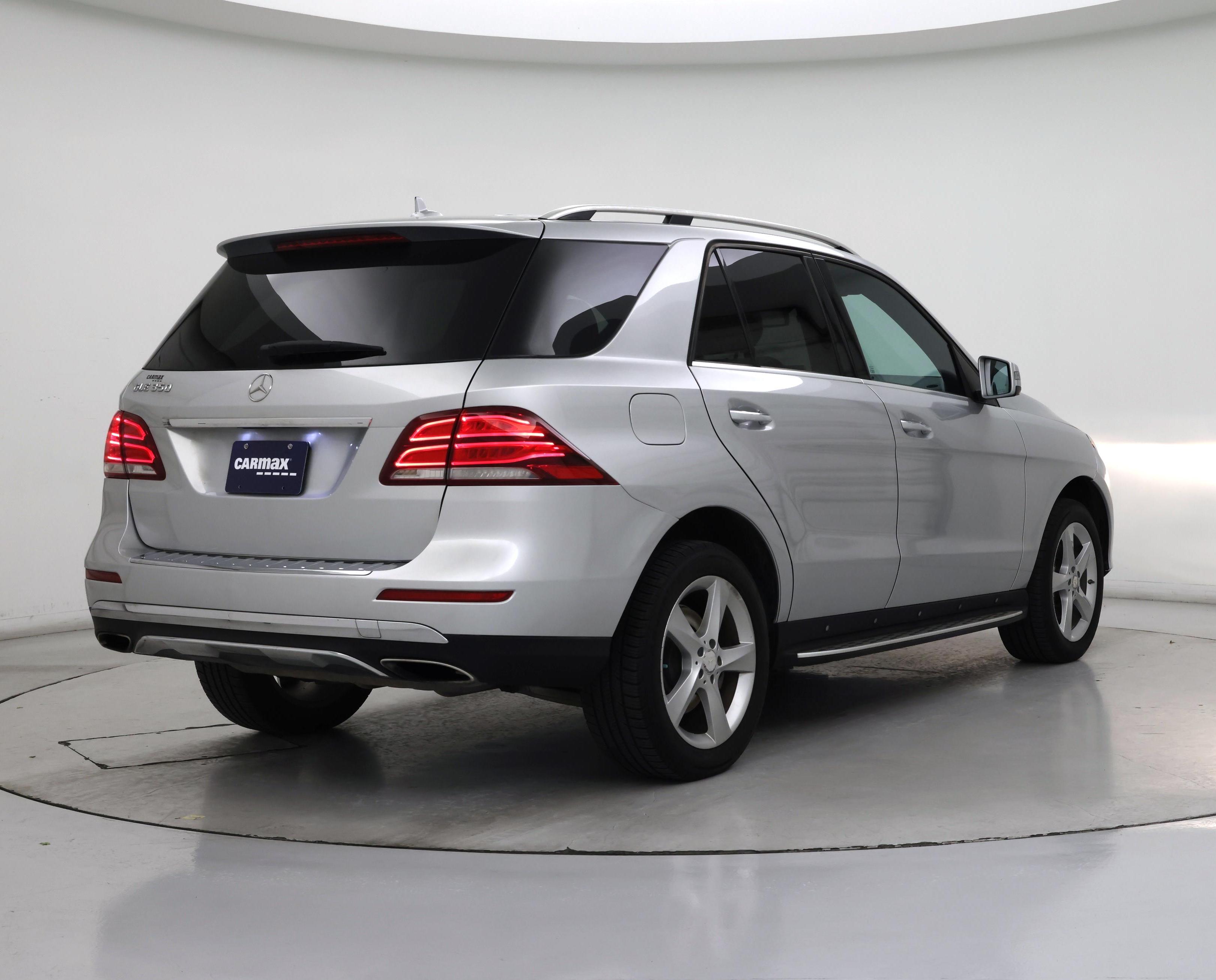 Thumbnail: 2016 Mercedes-Benz GLE - 8