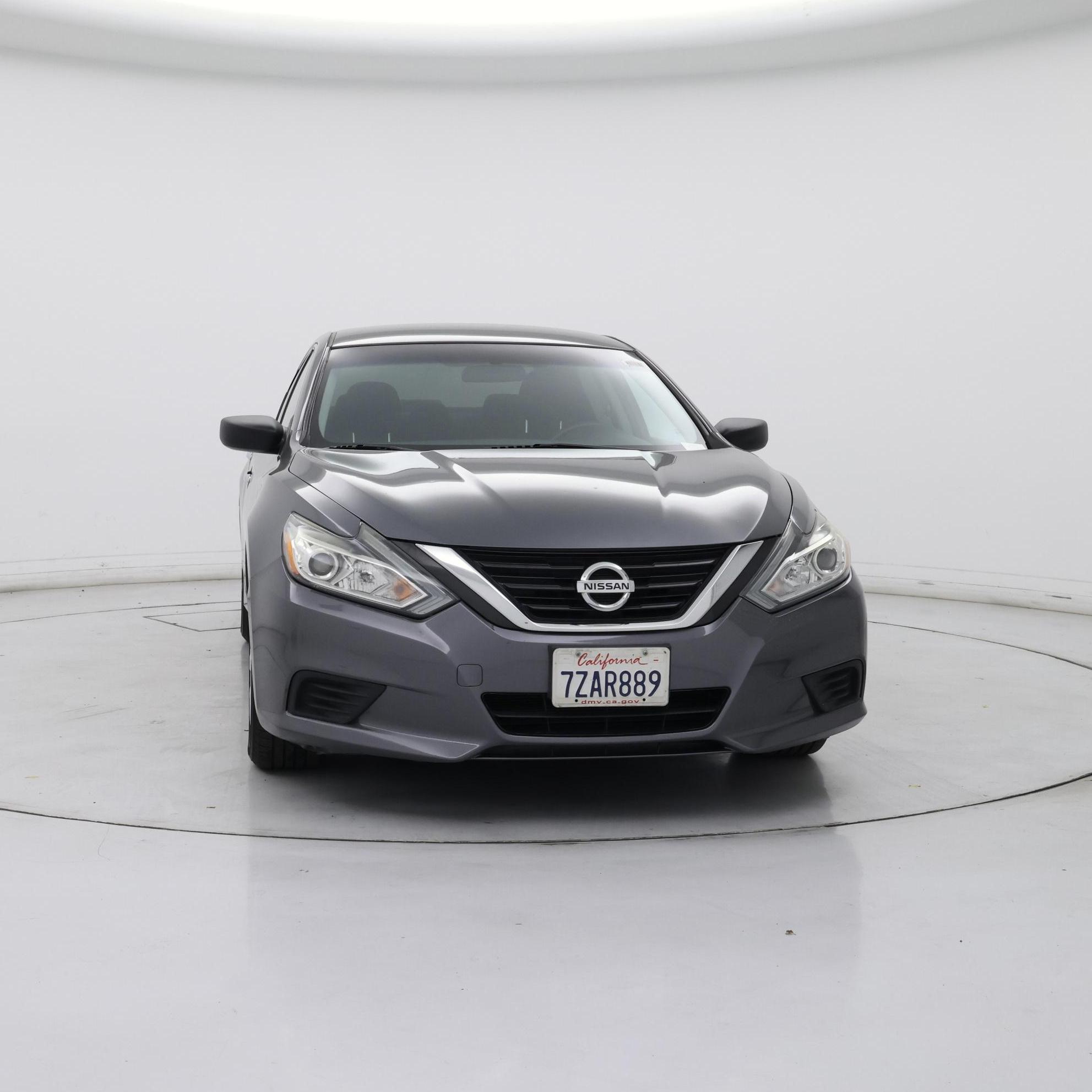 Thumbnail: 2017 Nissan Altima - 5
