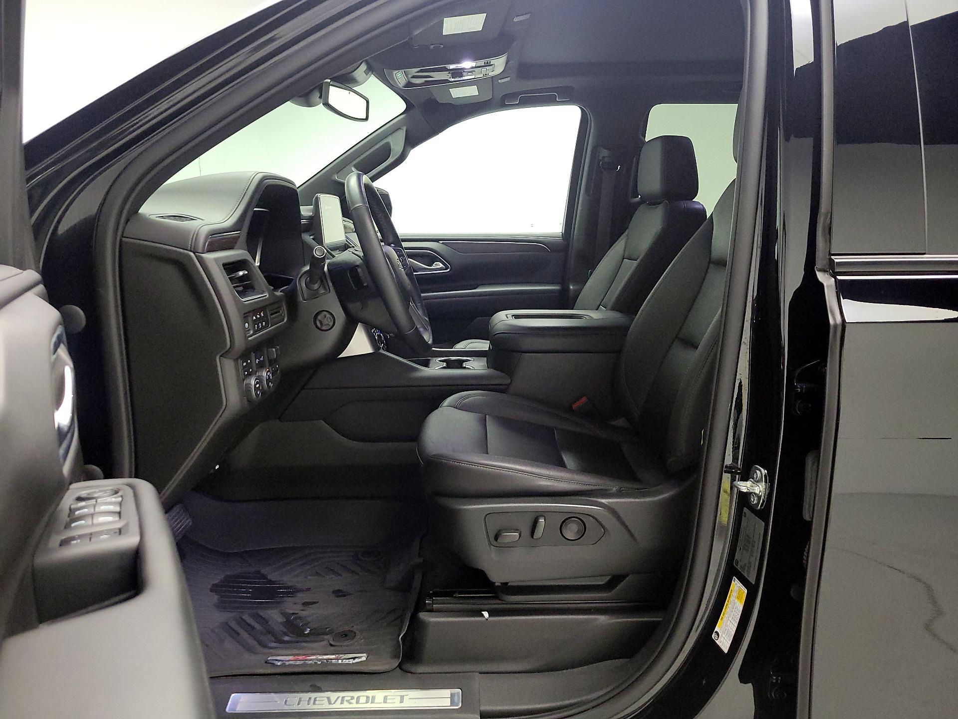 Thumbnail: 2023 Chevrolet Tahoe - 11