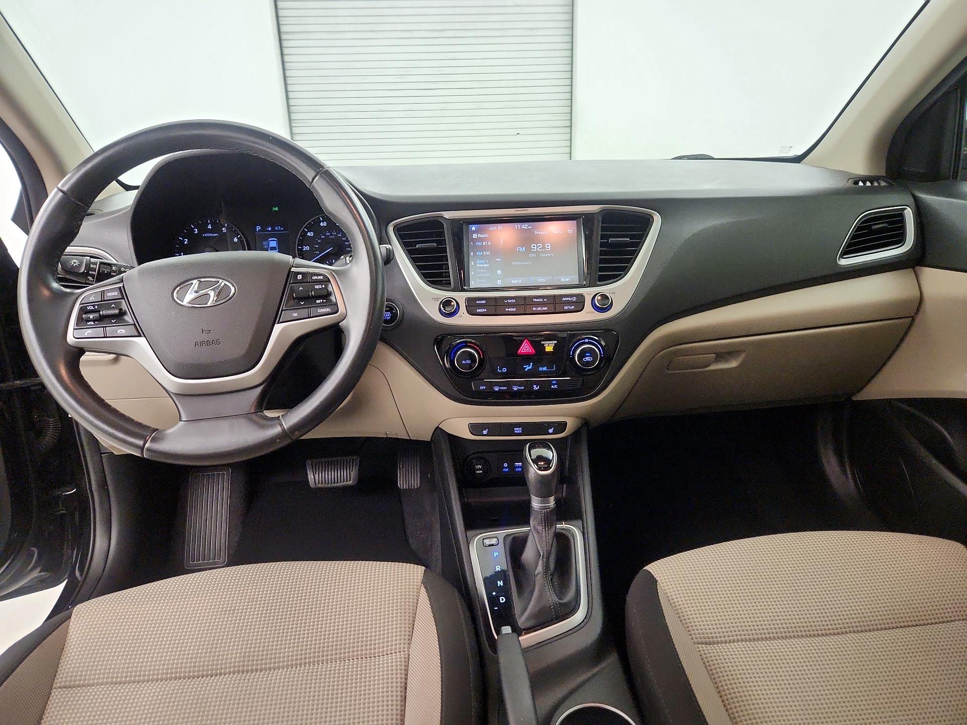 Thumbnail: 2018 Hyundai Accent - 9