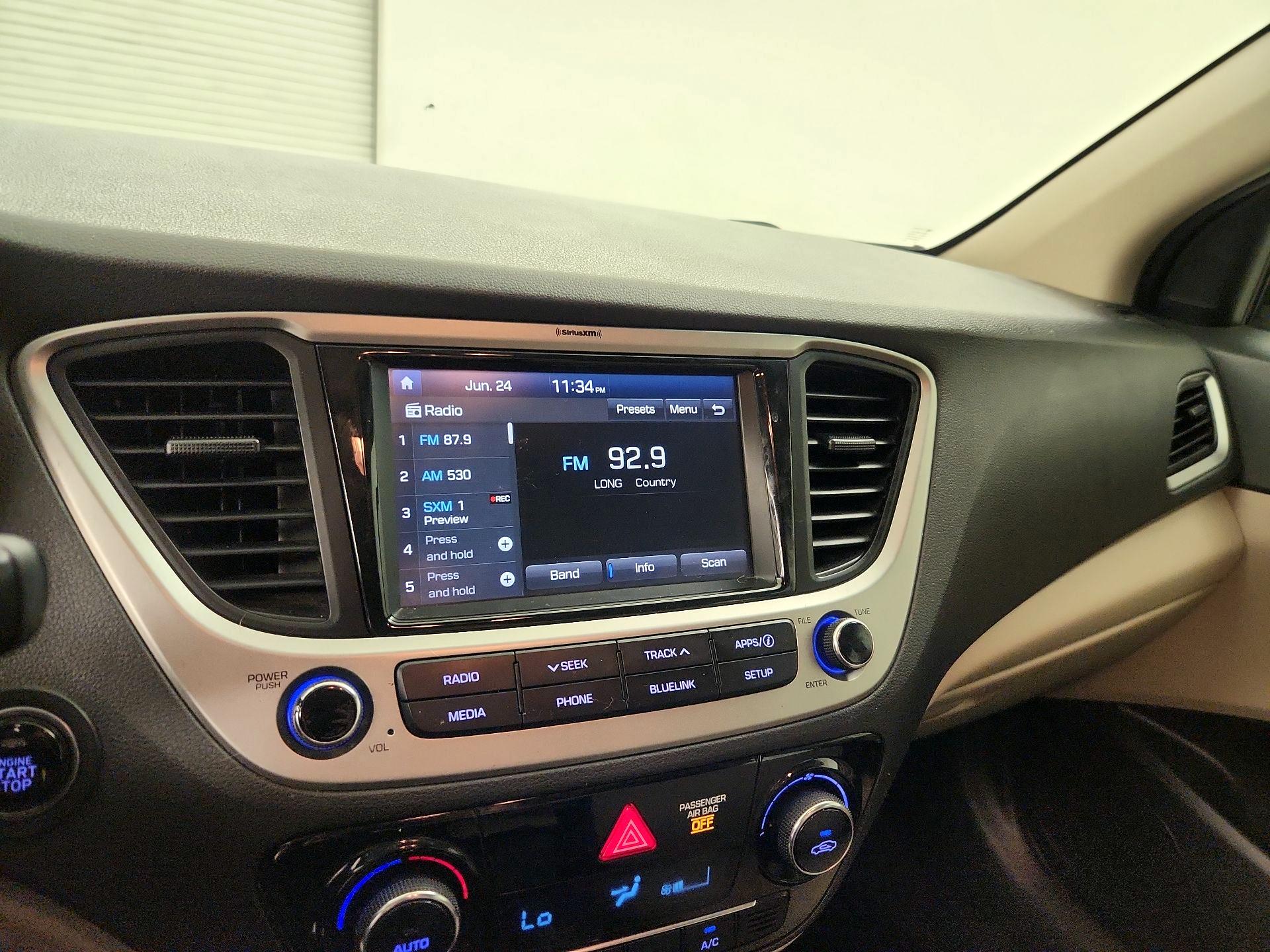 Thumbnail: 2018 Hyundai Accent - 15