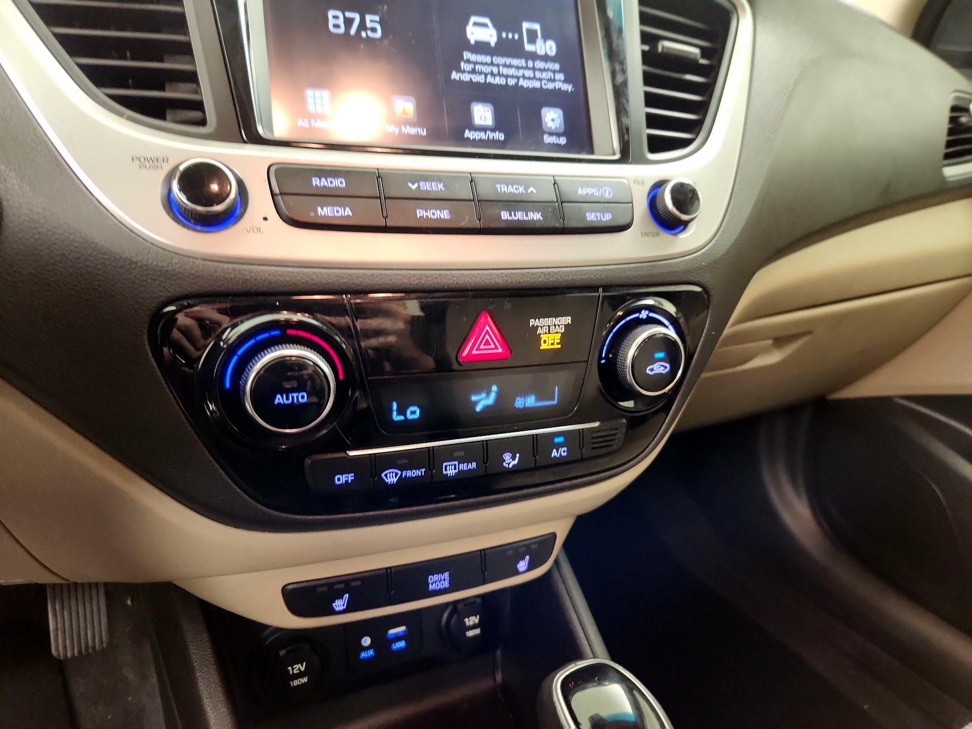Thumbnail: 2018 Hyundai Accent - 16