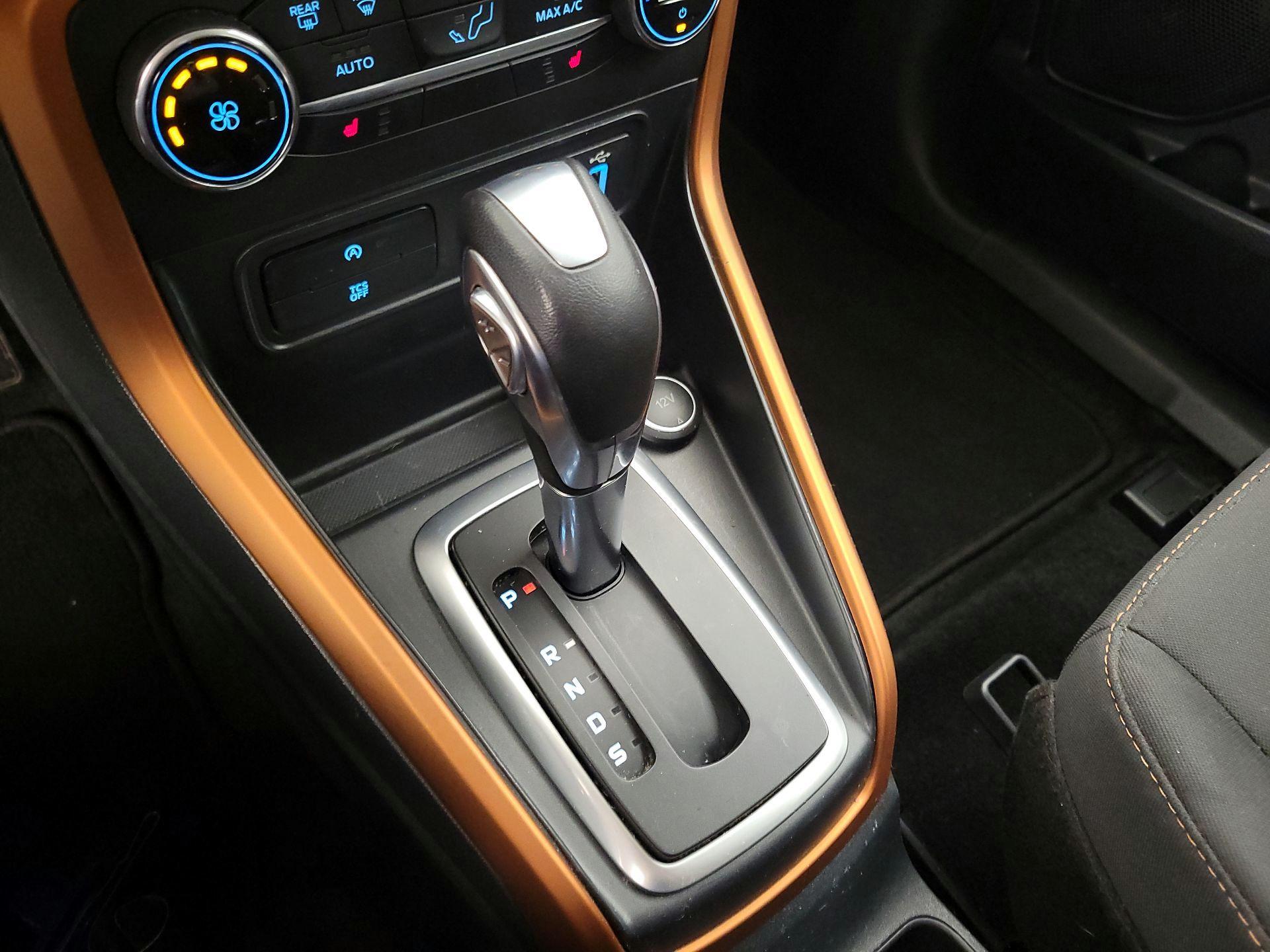 Thumbnail: 2021 Ford EcoSport - 17