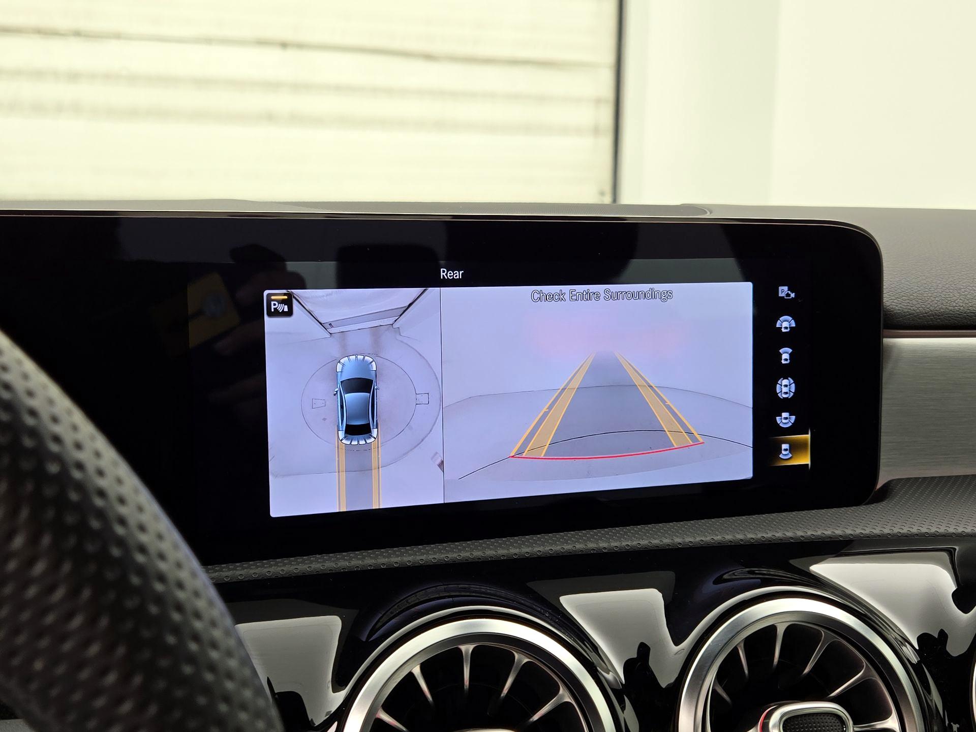 Thumbnail: 2021 Mercedes-Benz A-Class - 14