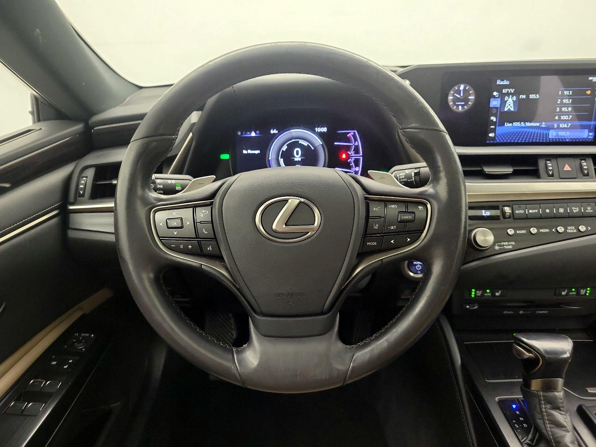 Thumbnail: 2021 Lexus ES - 10