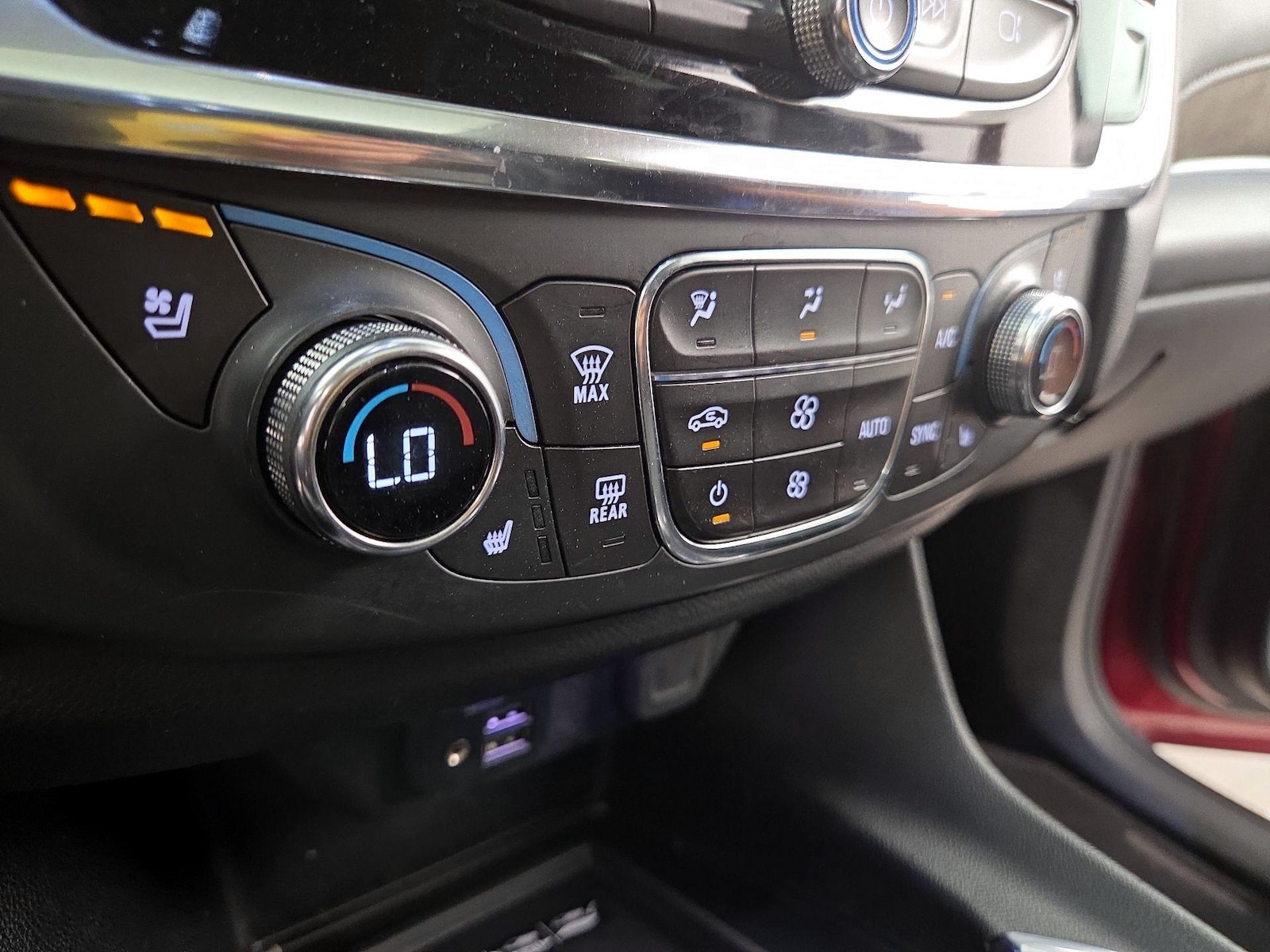 2021 Chevrolet Traverse High Country - Photo 17