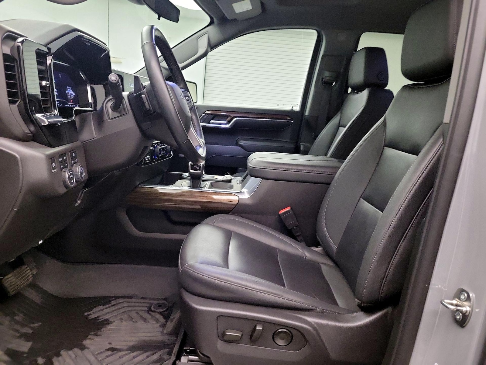 2024 Chevrolet Silverado 1500 LT Trail Boss - Photo 12