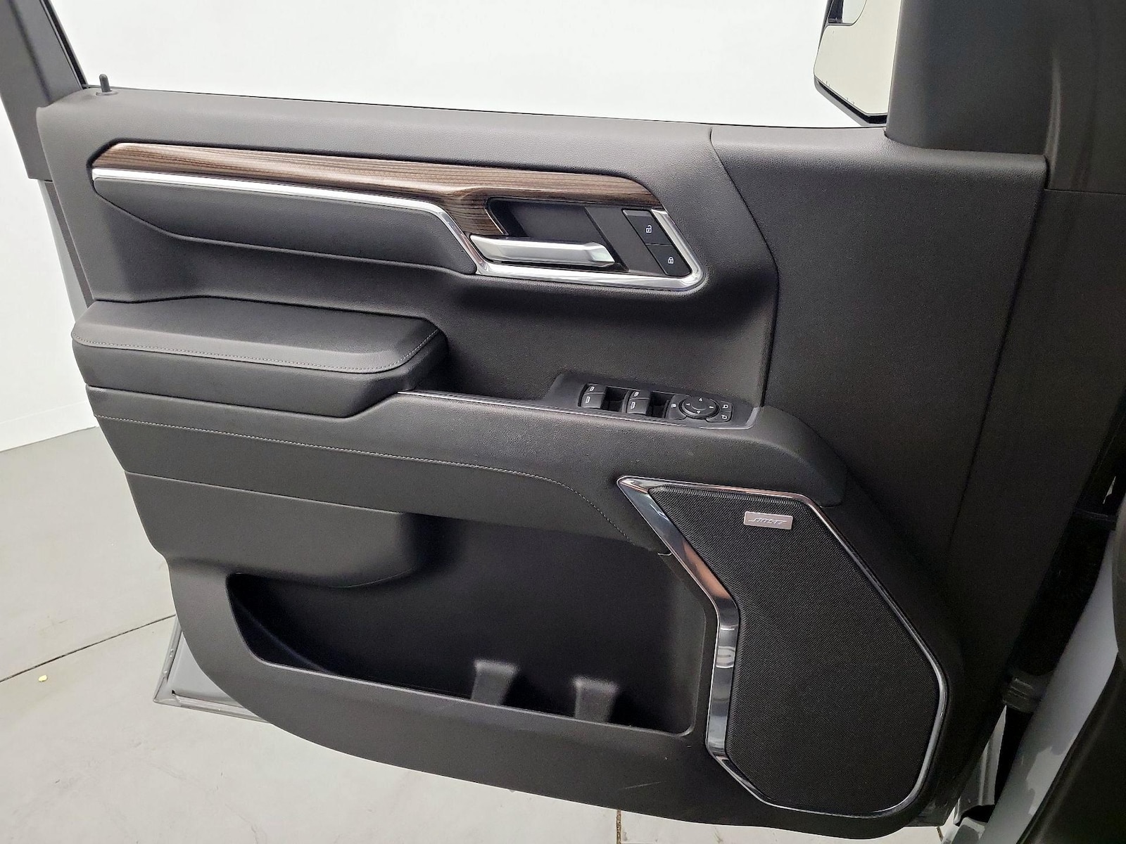 2024 Chevrolet Silverado 1500 LT Trail Boss - Photo 13