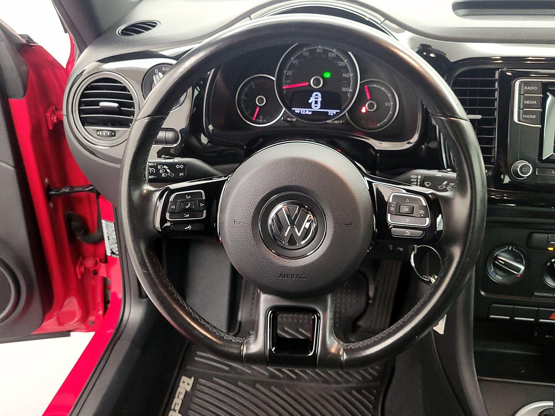 Thumbnail: 2017 Volkswagen Beetle - 10