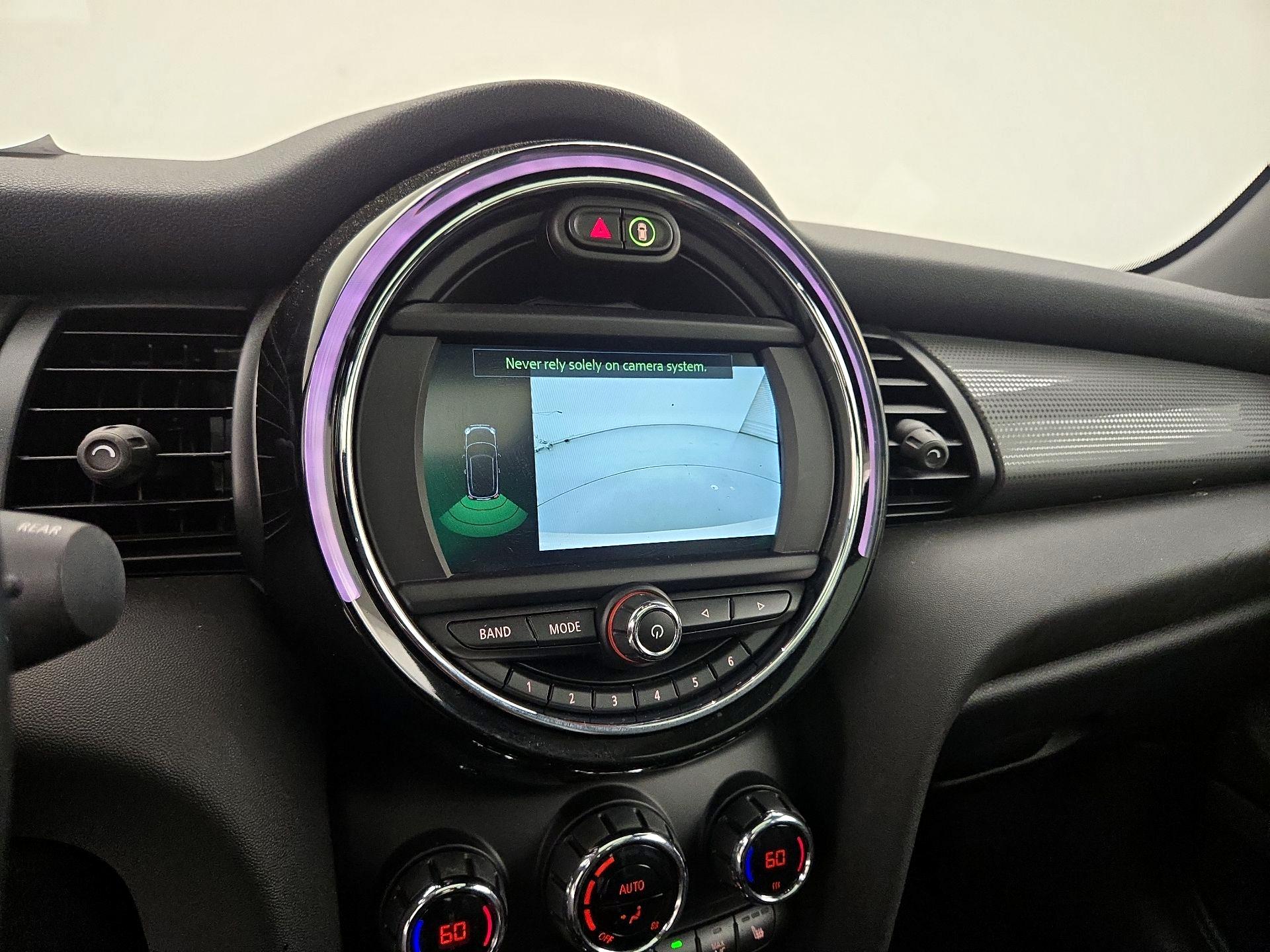 Thumbnail: 2021 MINI Cooper Hardtop - 14