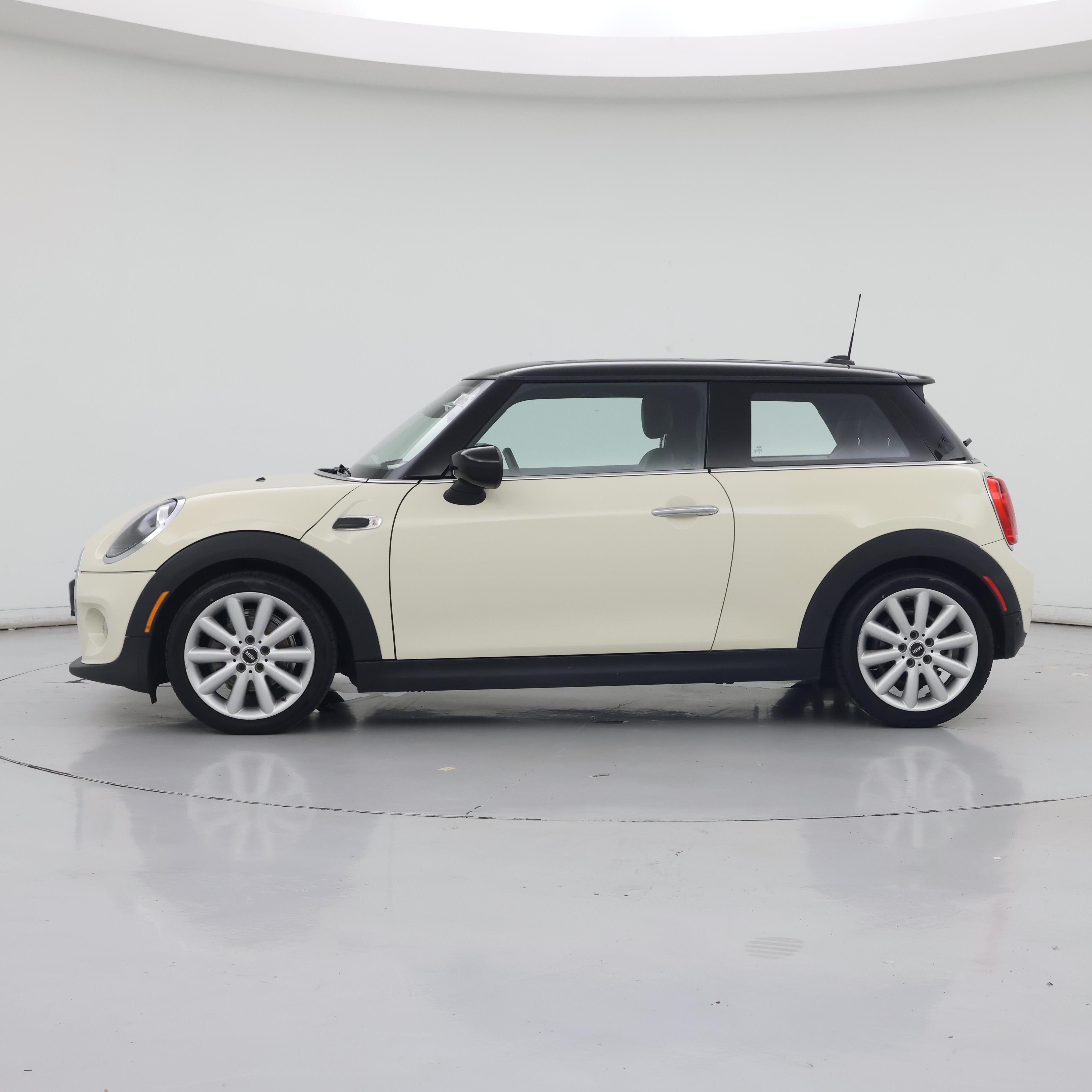 Thumbnail: 2021 MINI Cooper Hardtop - 3