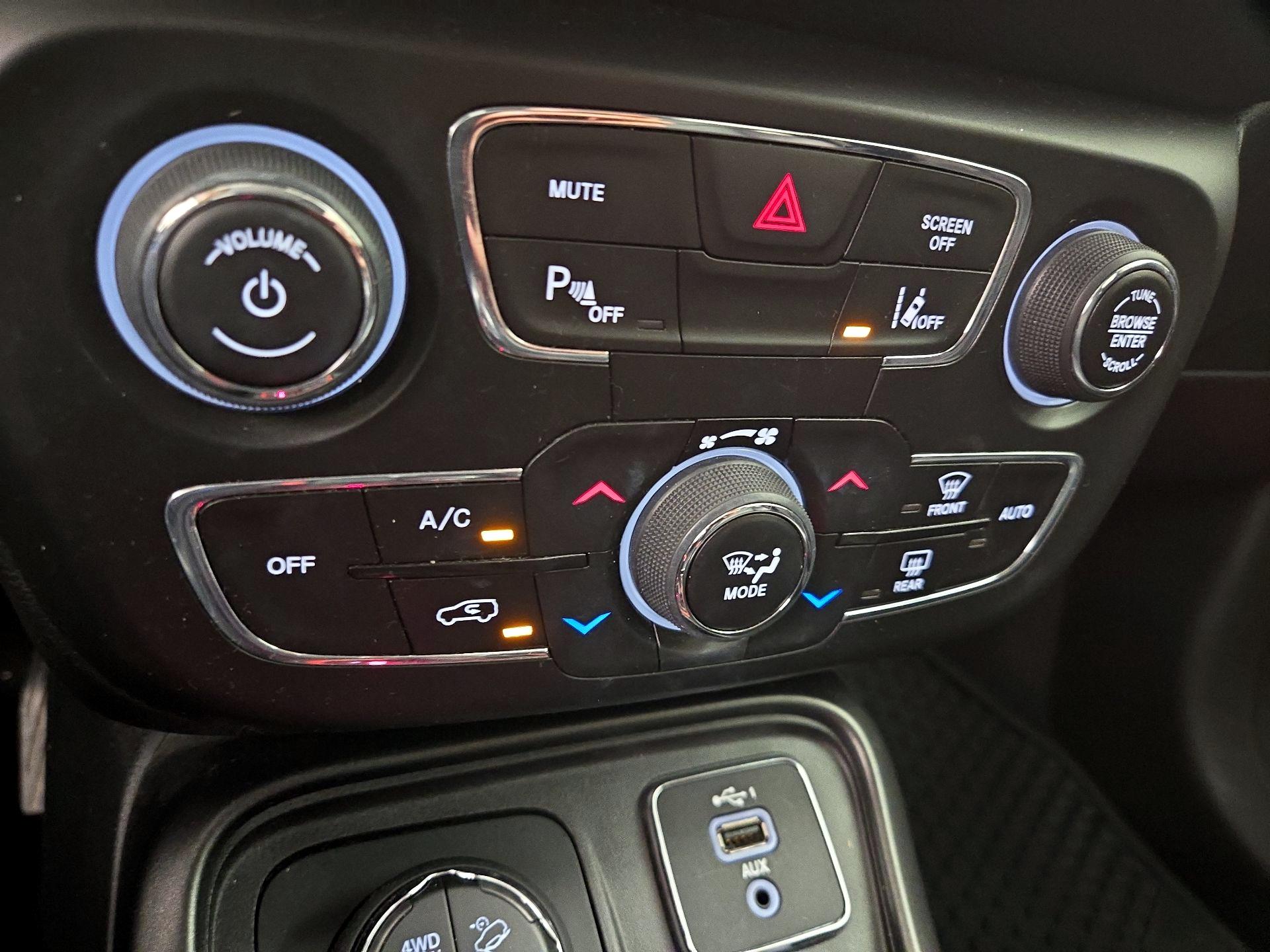 Thumbnail: 2021 Jeep Compass - 15
