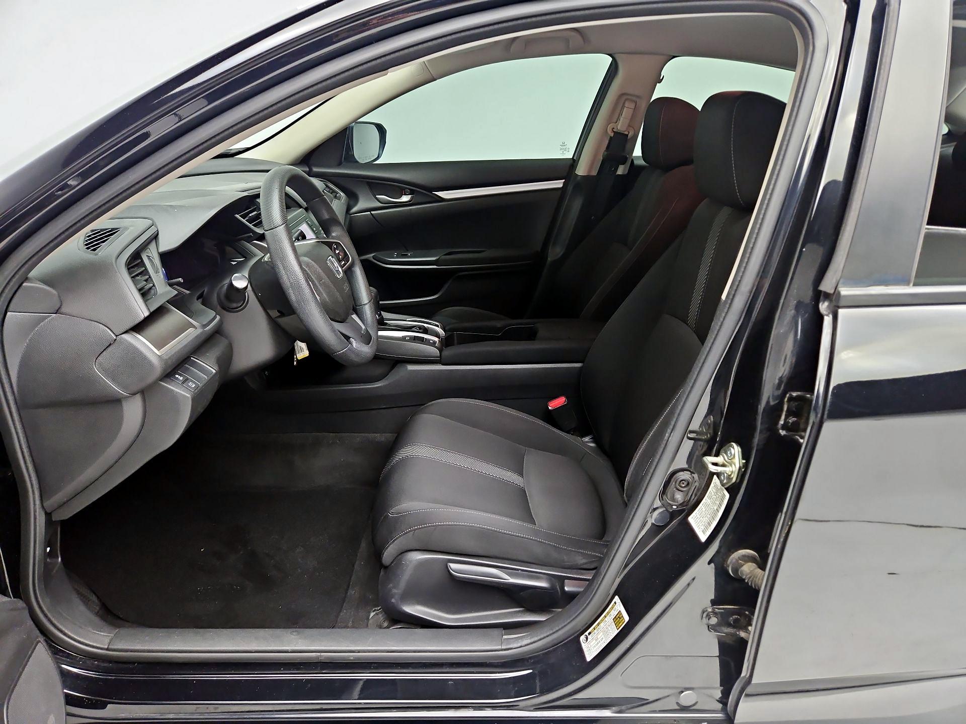 Thumbnail: 2016 Honda Civic - 11