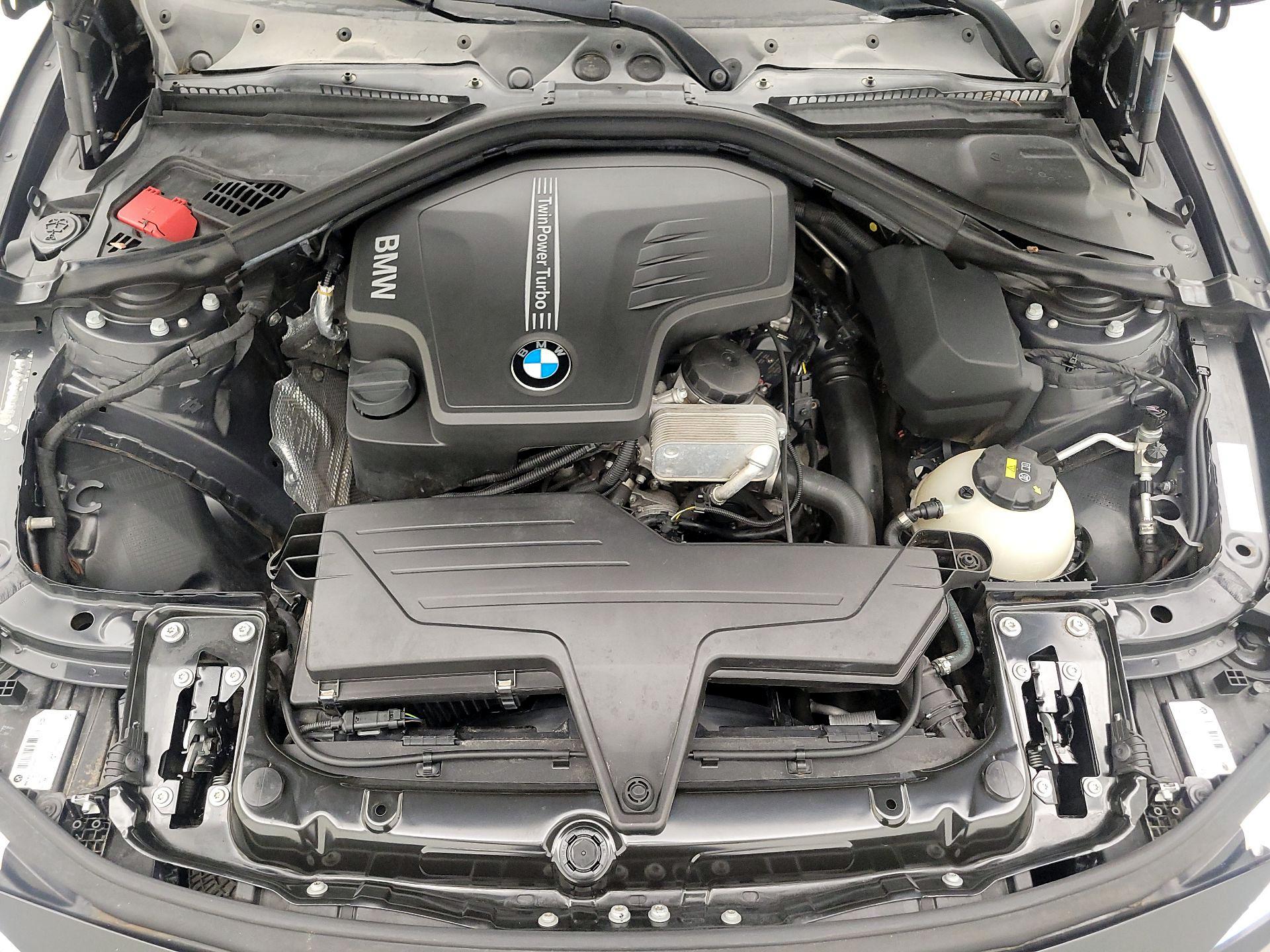 Thumbnail: 2016 BMW 3 Series - 20