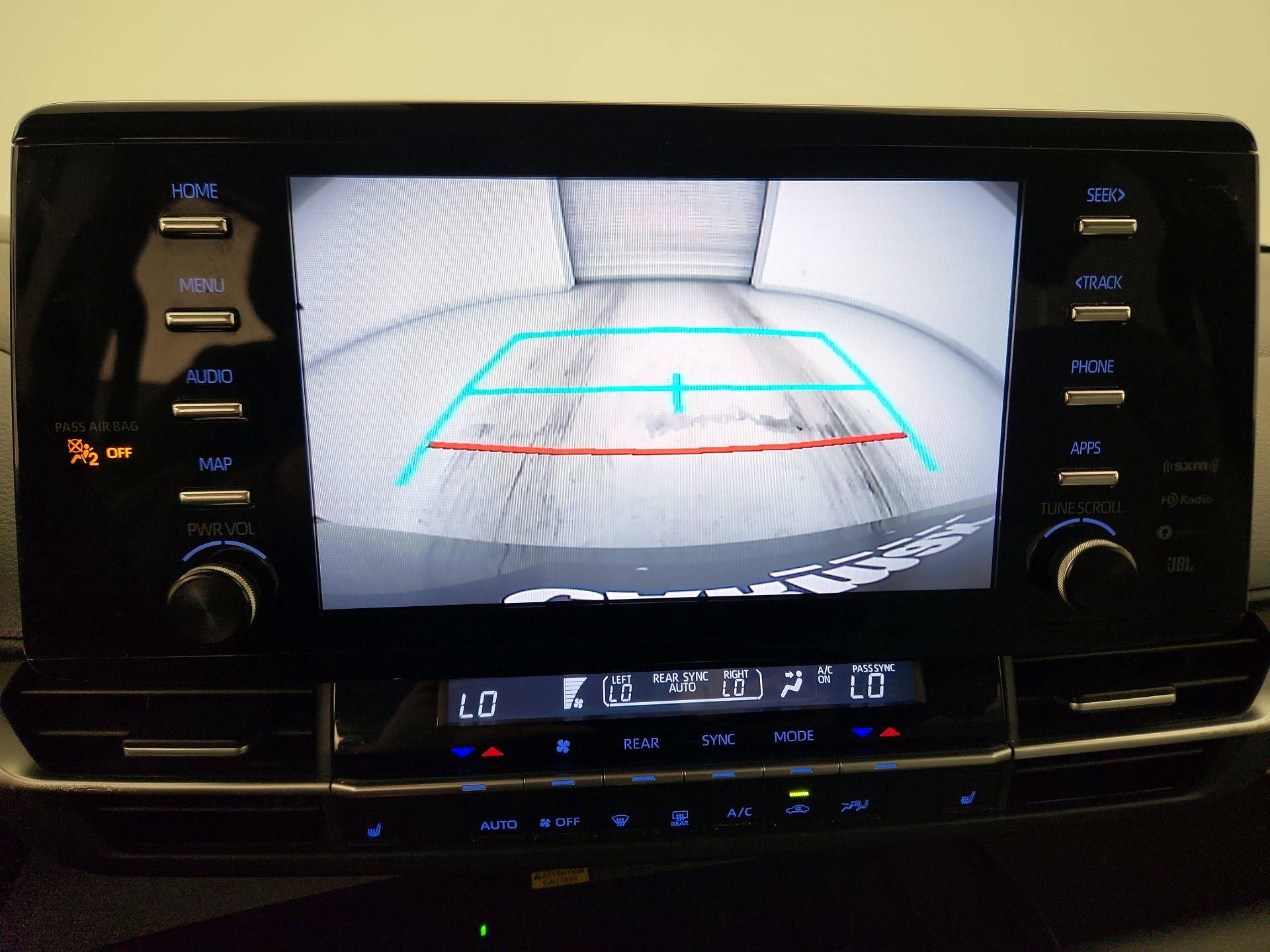 Thumbnail: 2021 Toyota Sienna - 15