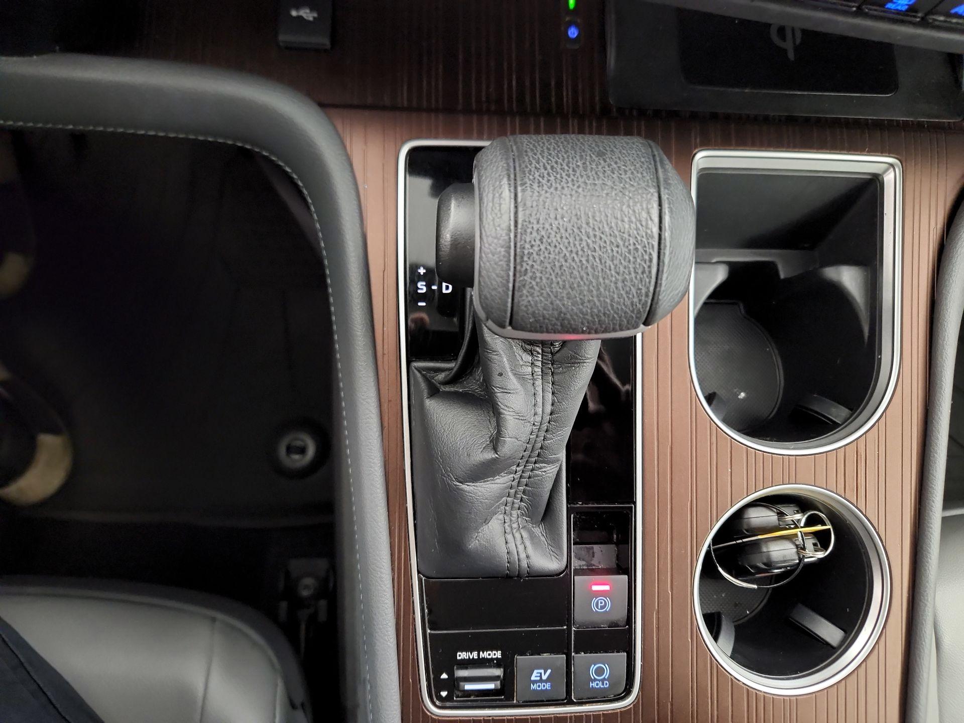 Thumbnail: 2021 Toyota Sienna - 18