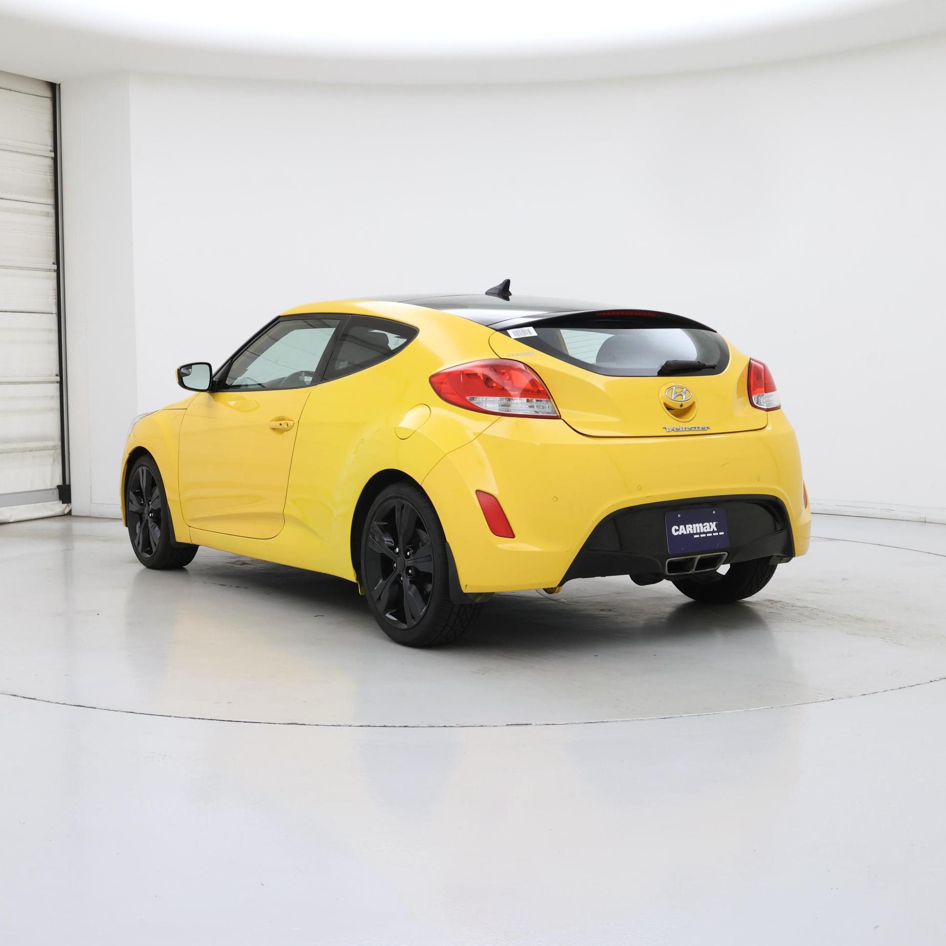 Thumbnail: 2016 Hyundai Veloster - 2