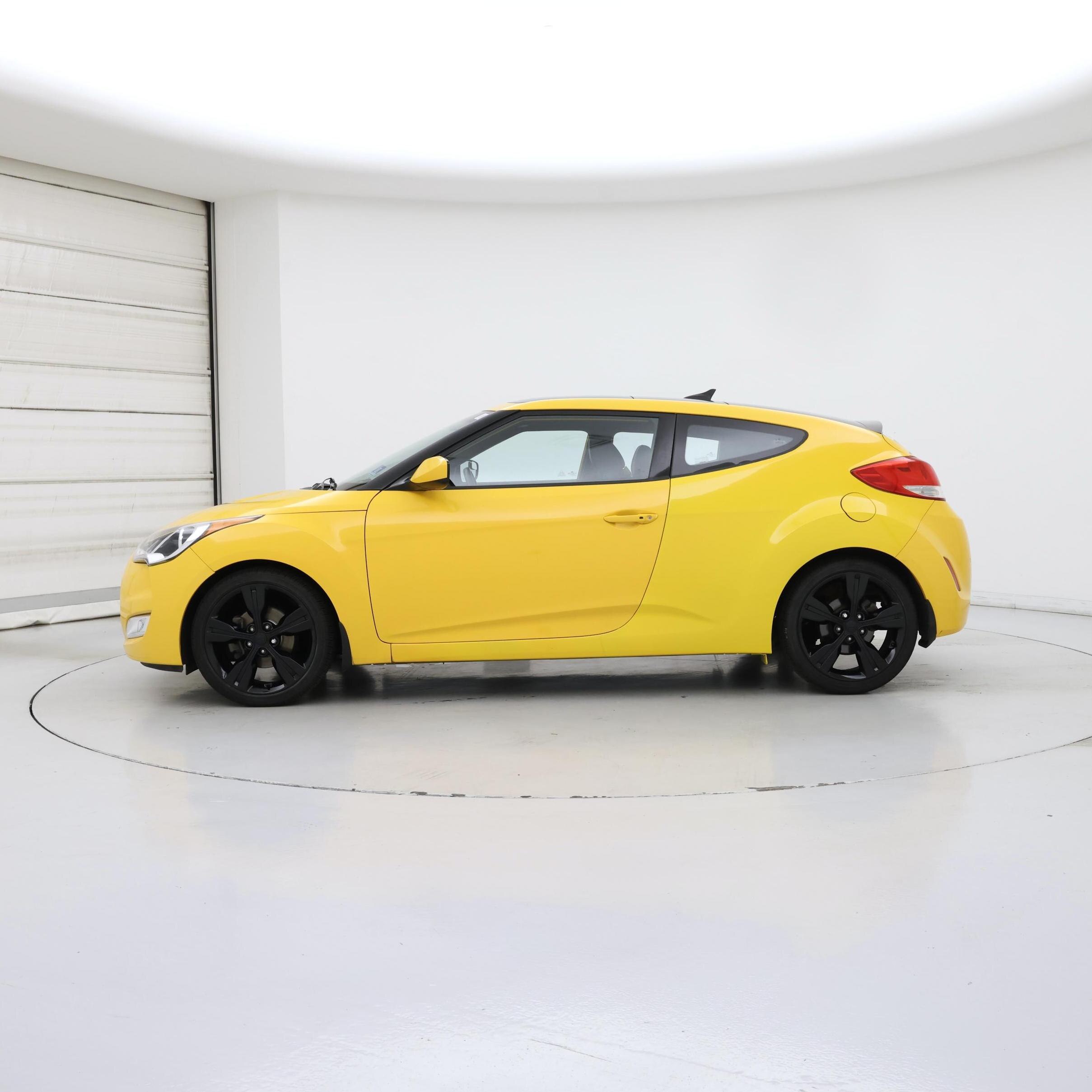 Thumbnail: 2016 Hyundai Veloster - 3