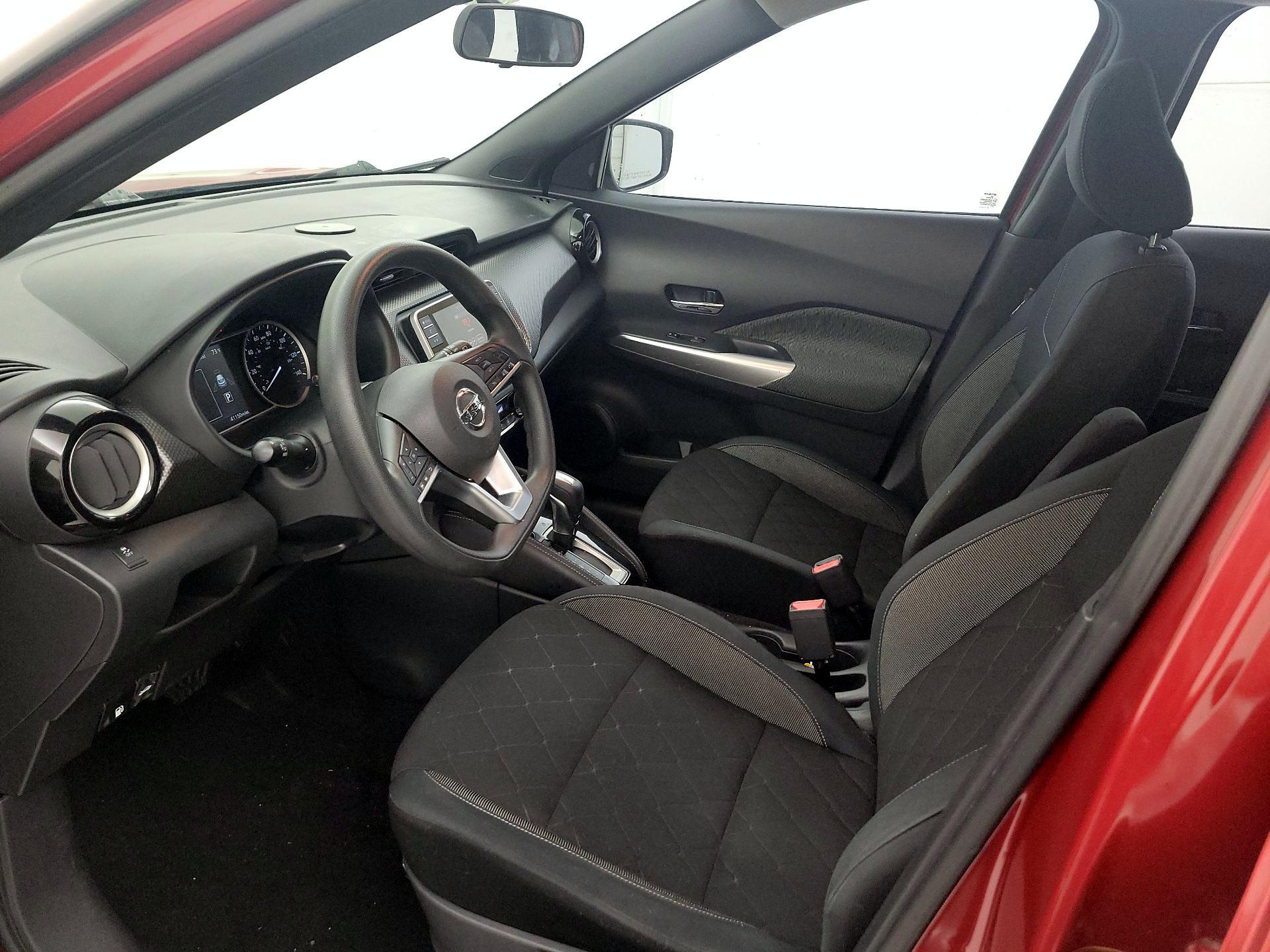 Thumbnail: 2019 Nissan Kicks - 11