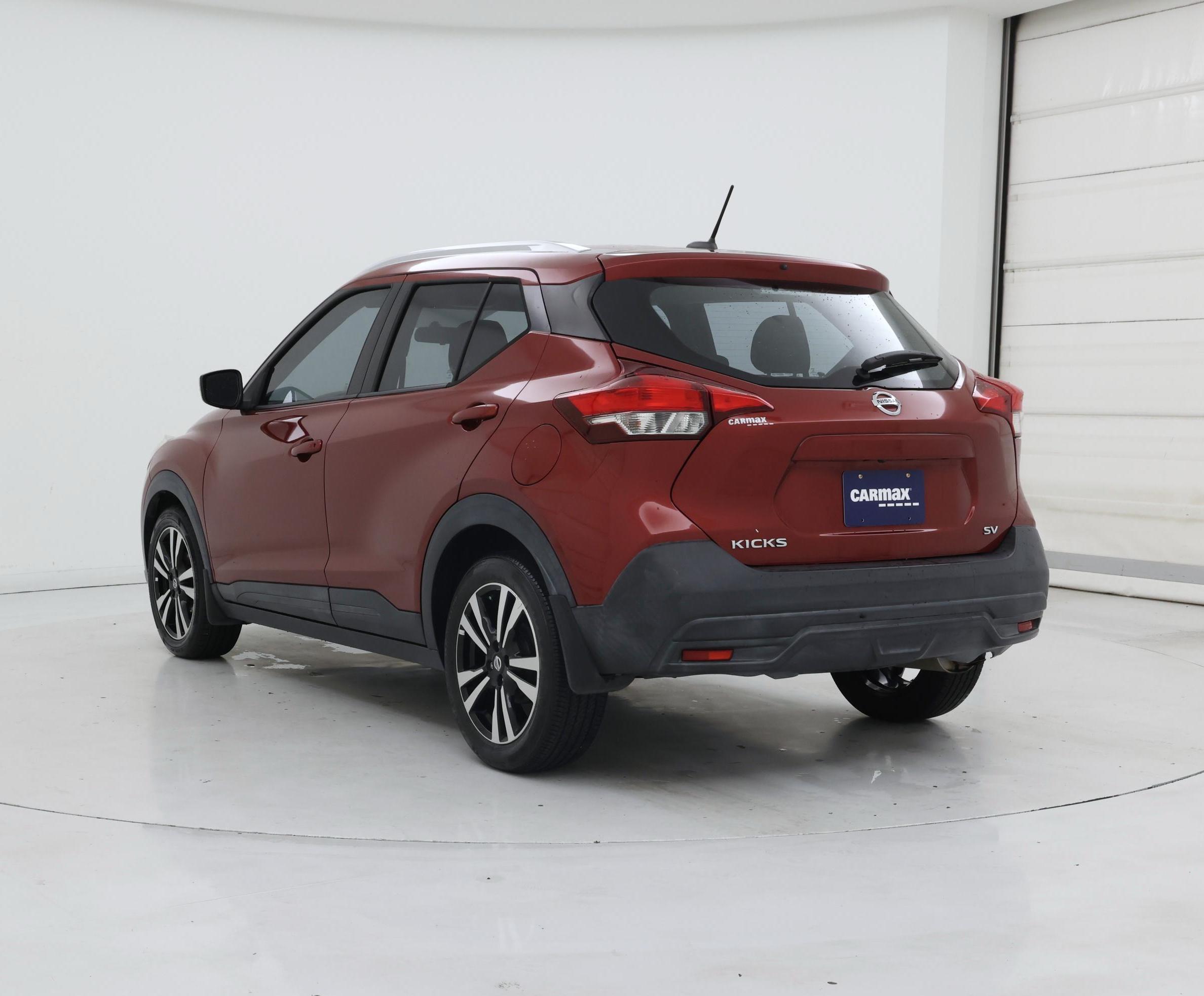 Thumbnail: 2019 Nissan Kicks - 2